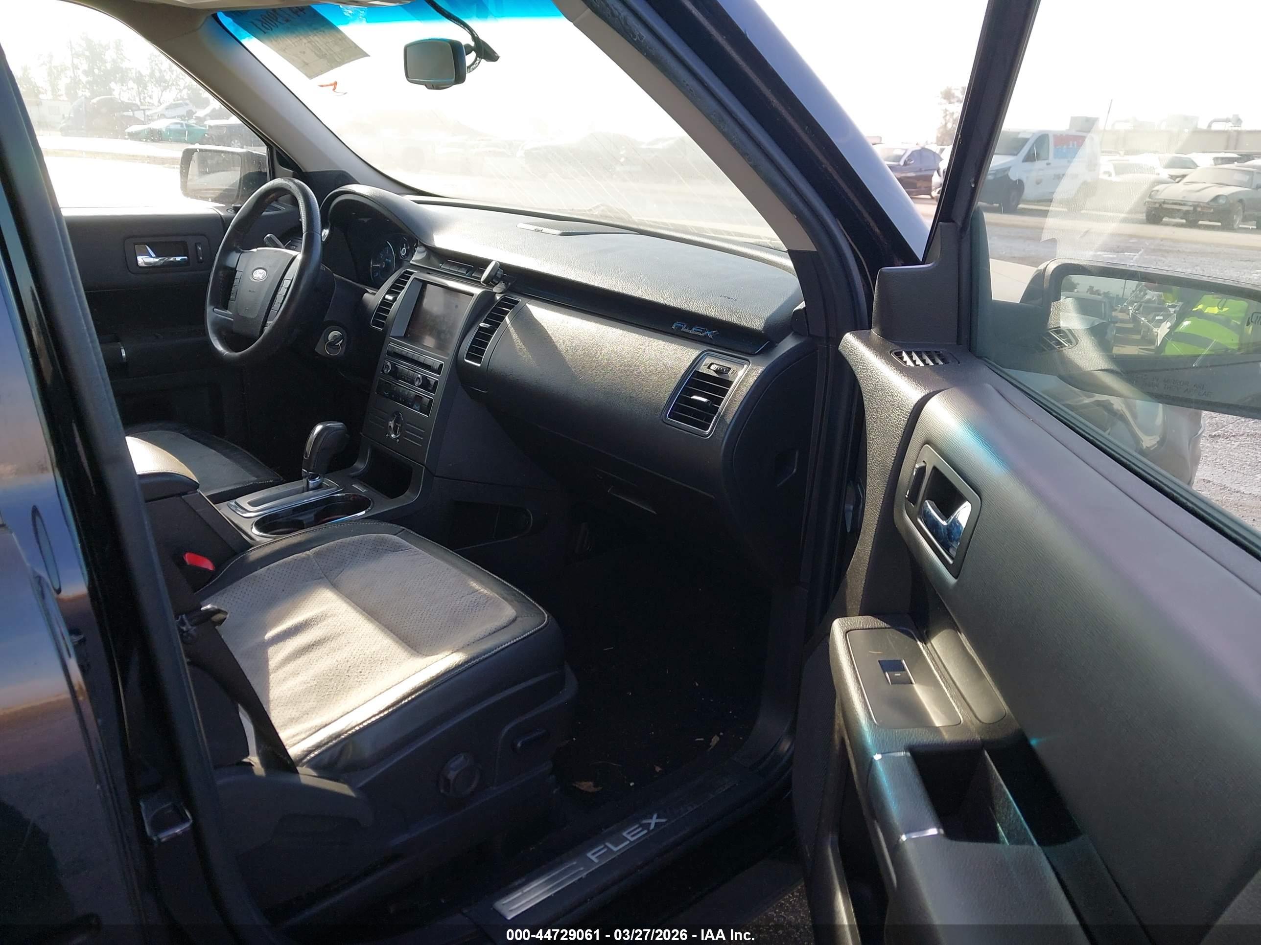 FORD FLEX image 5
