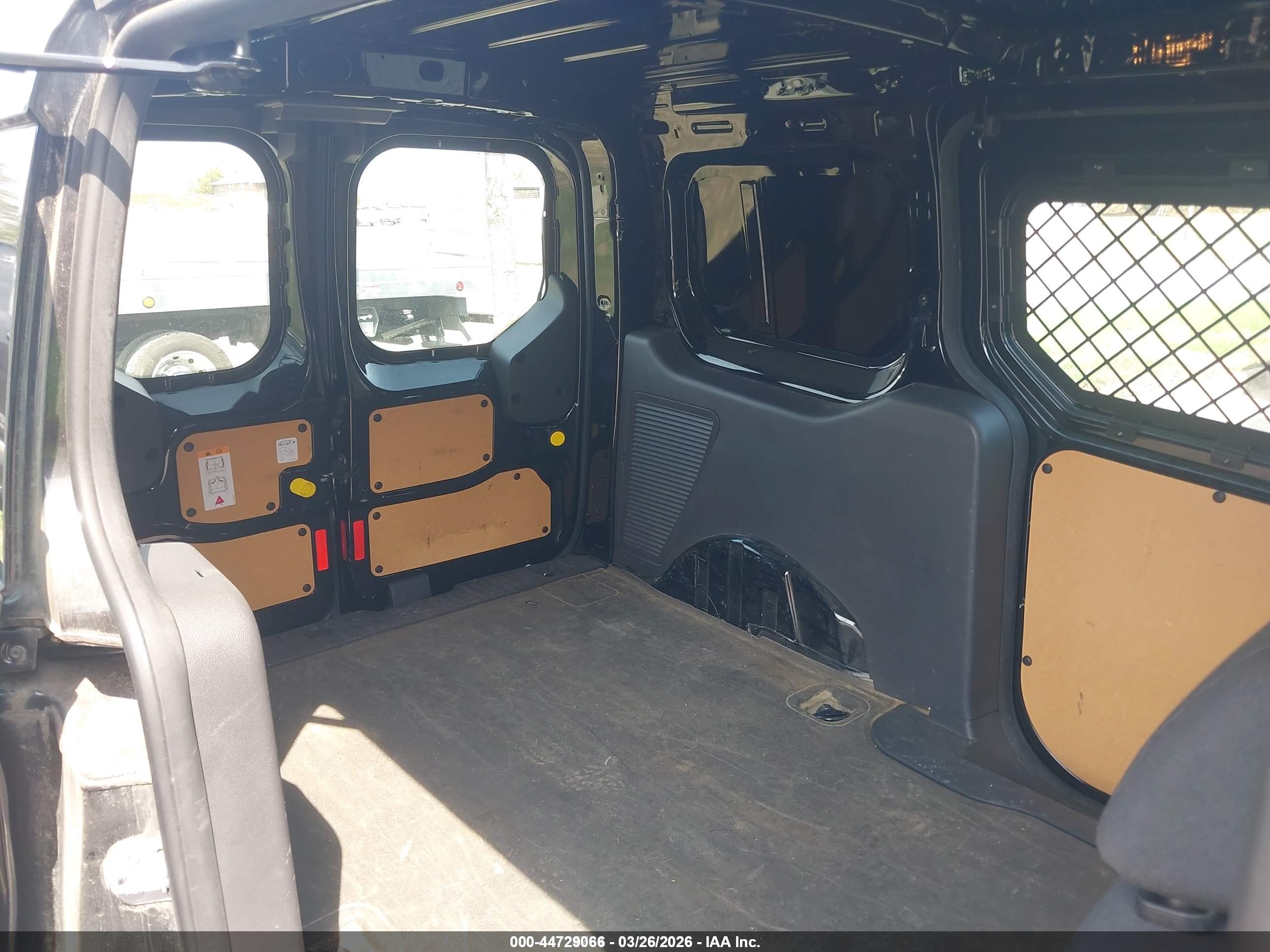 FORD TRANSIT image 8