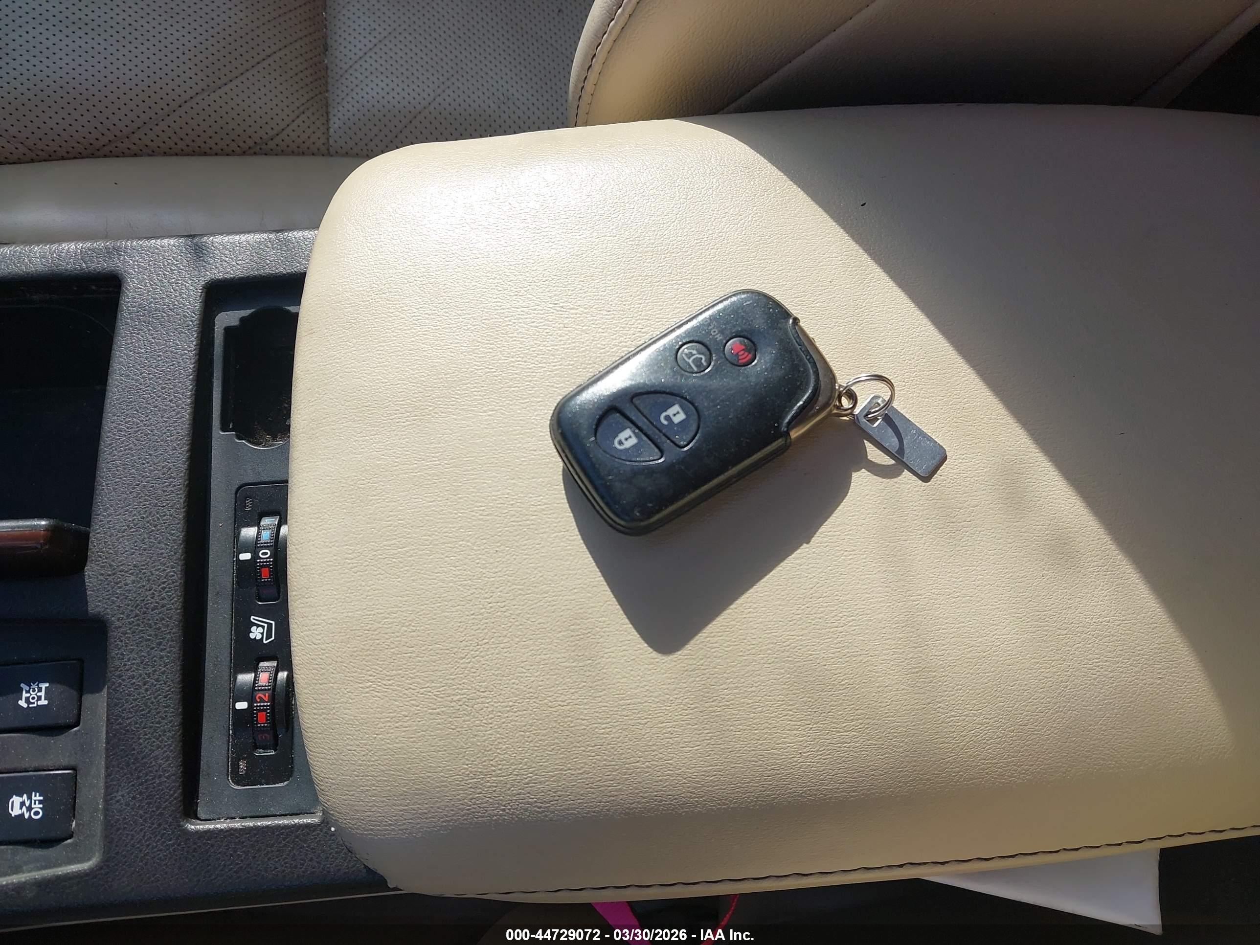 LEXUS RX image 11