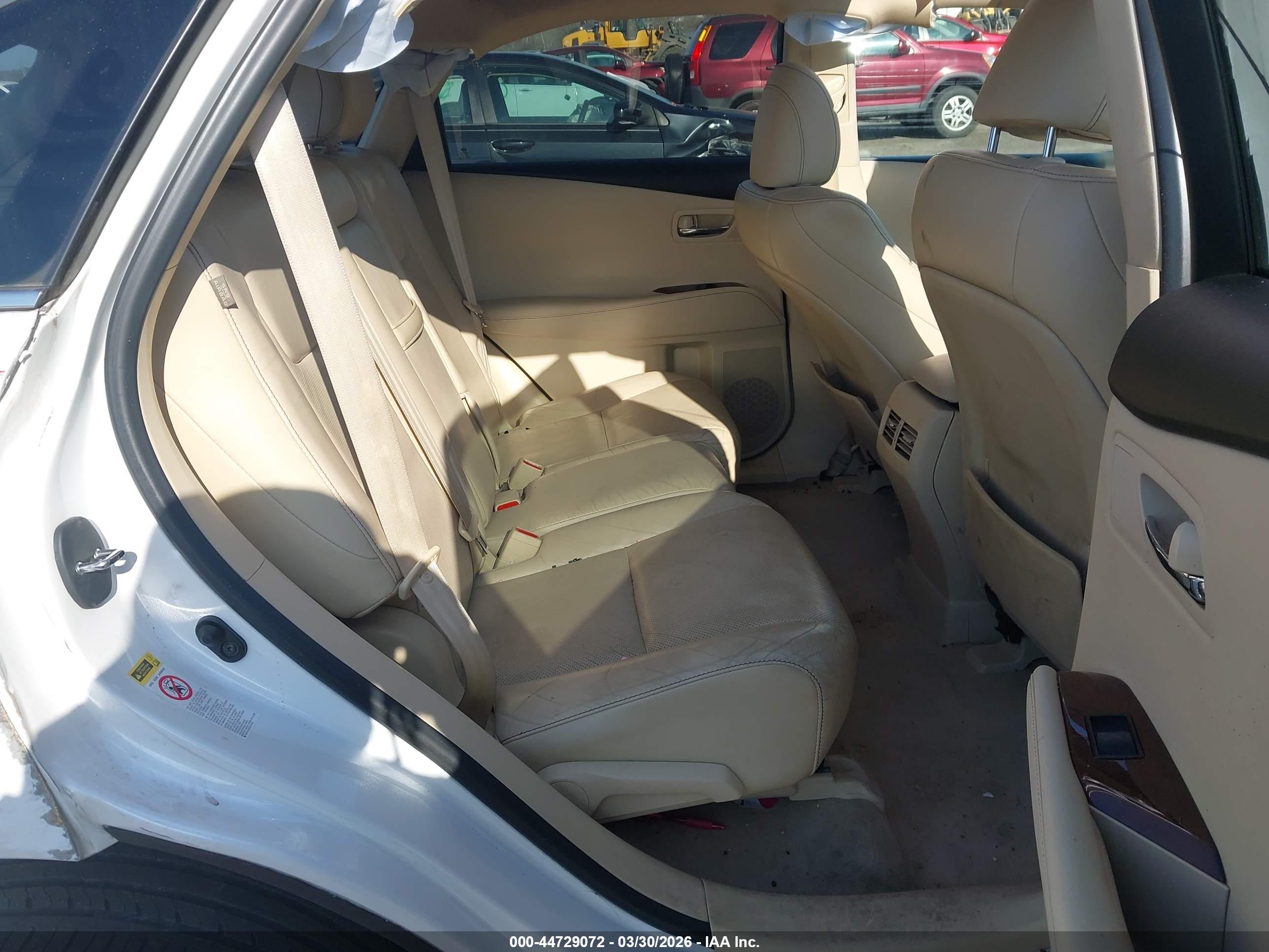 LEXUS RX image 8