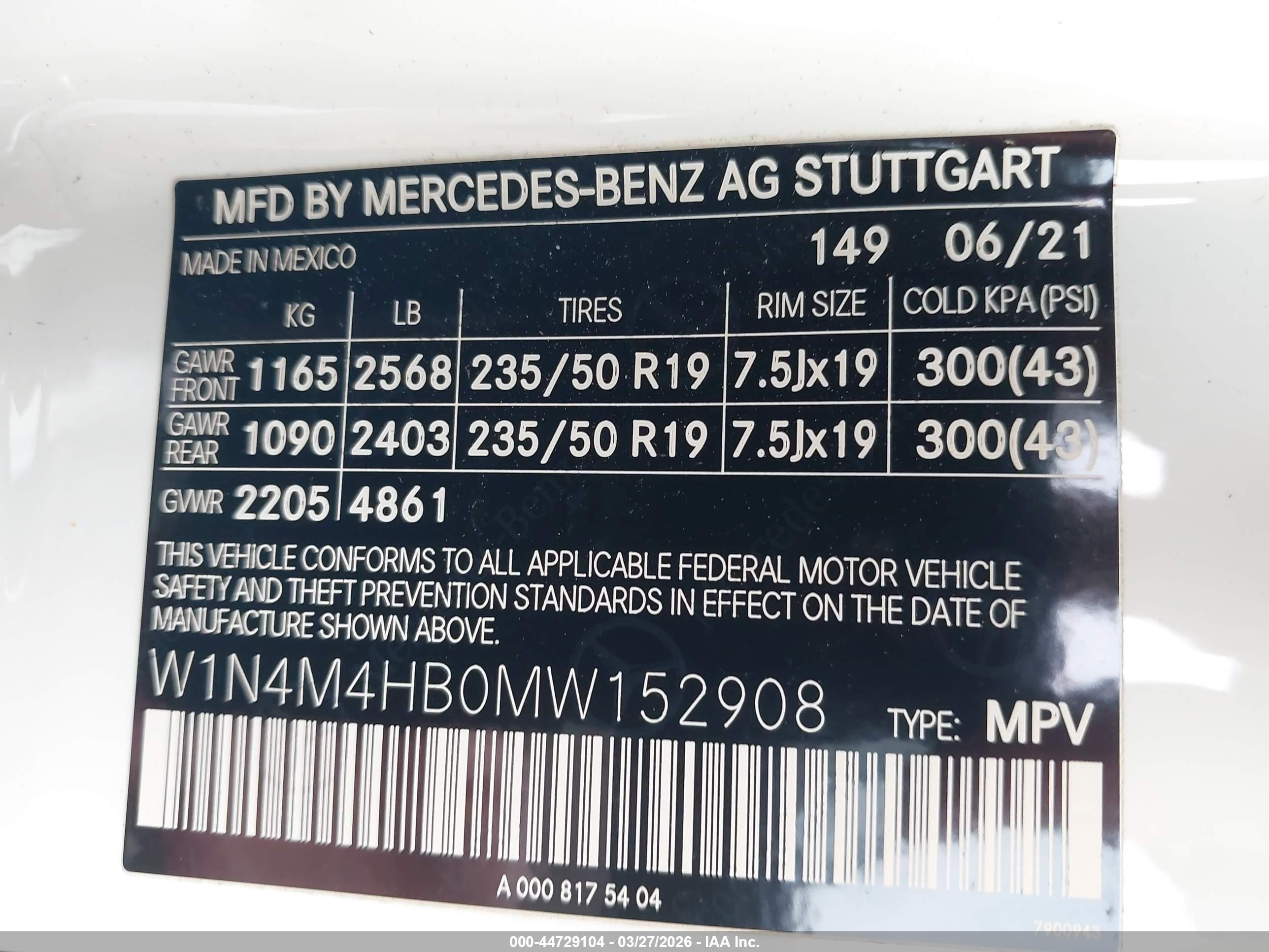 MERCEDES-BENZ GLB image 9
