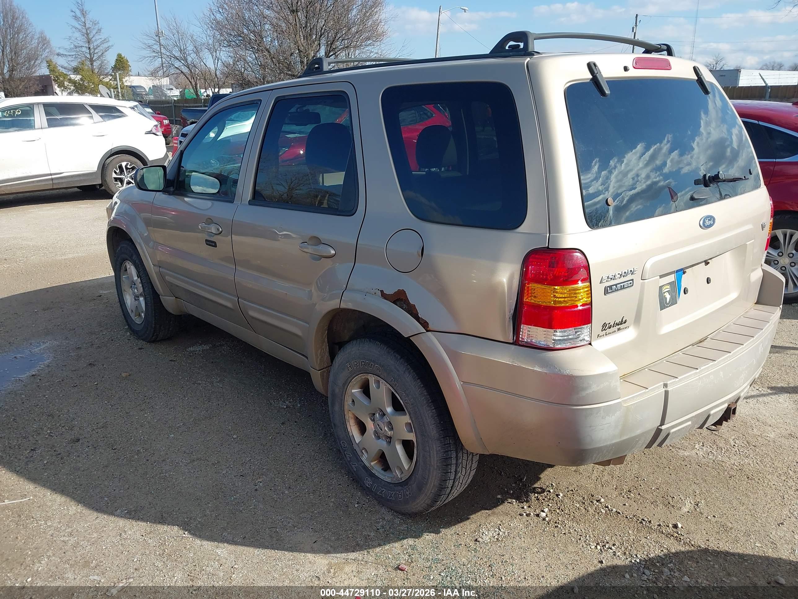 FORD ESCAPE image 3
