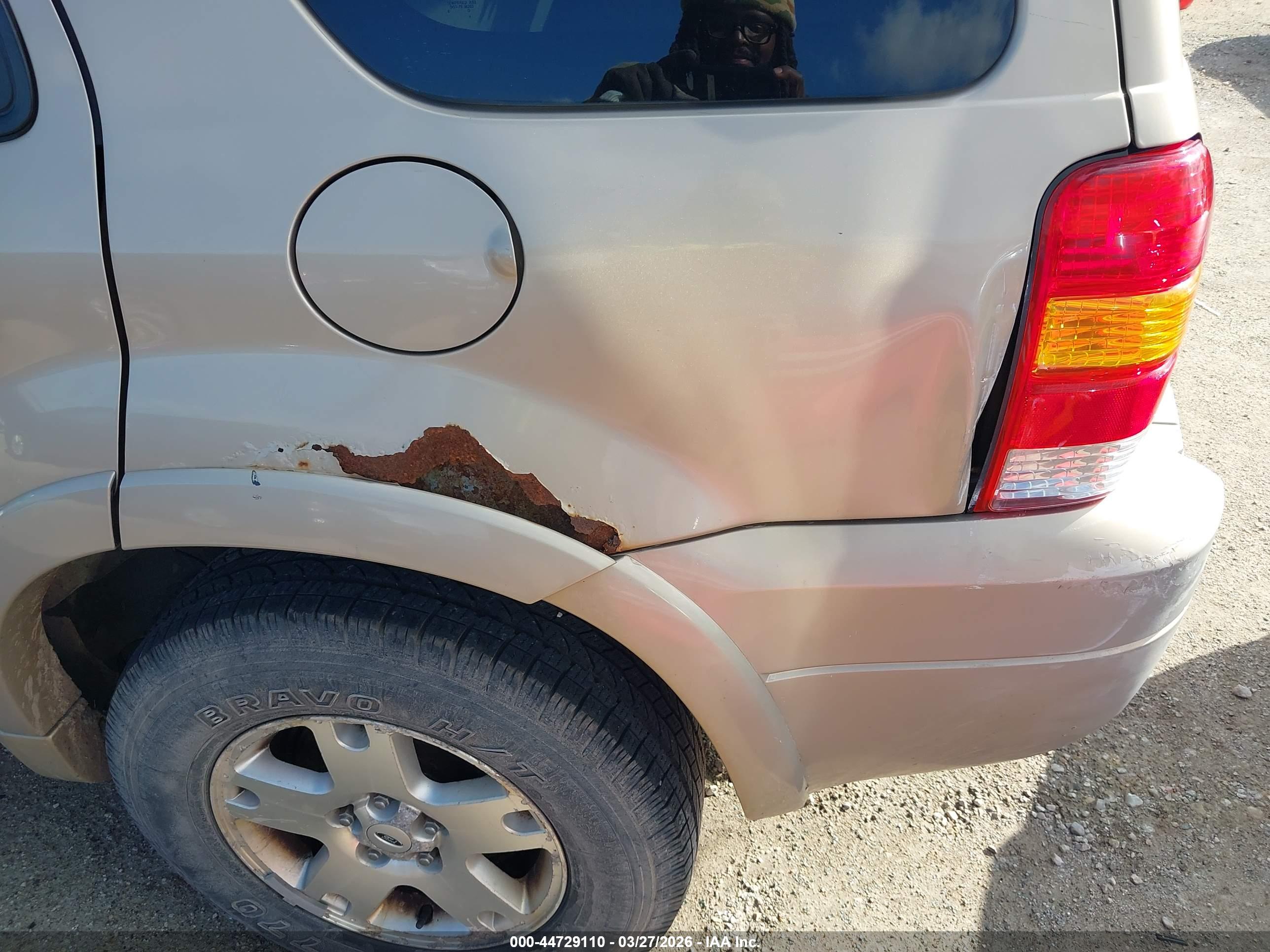 FORD ESCAPE image 6