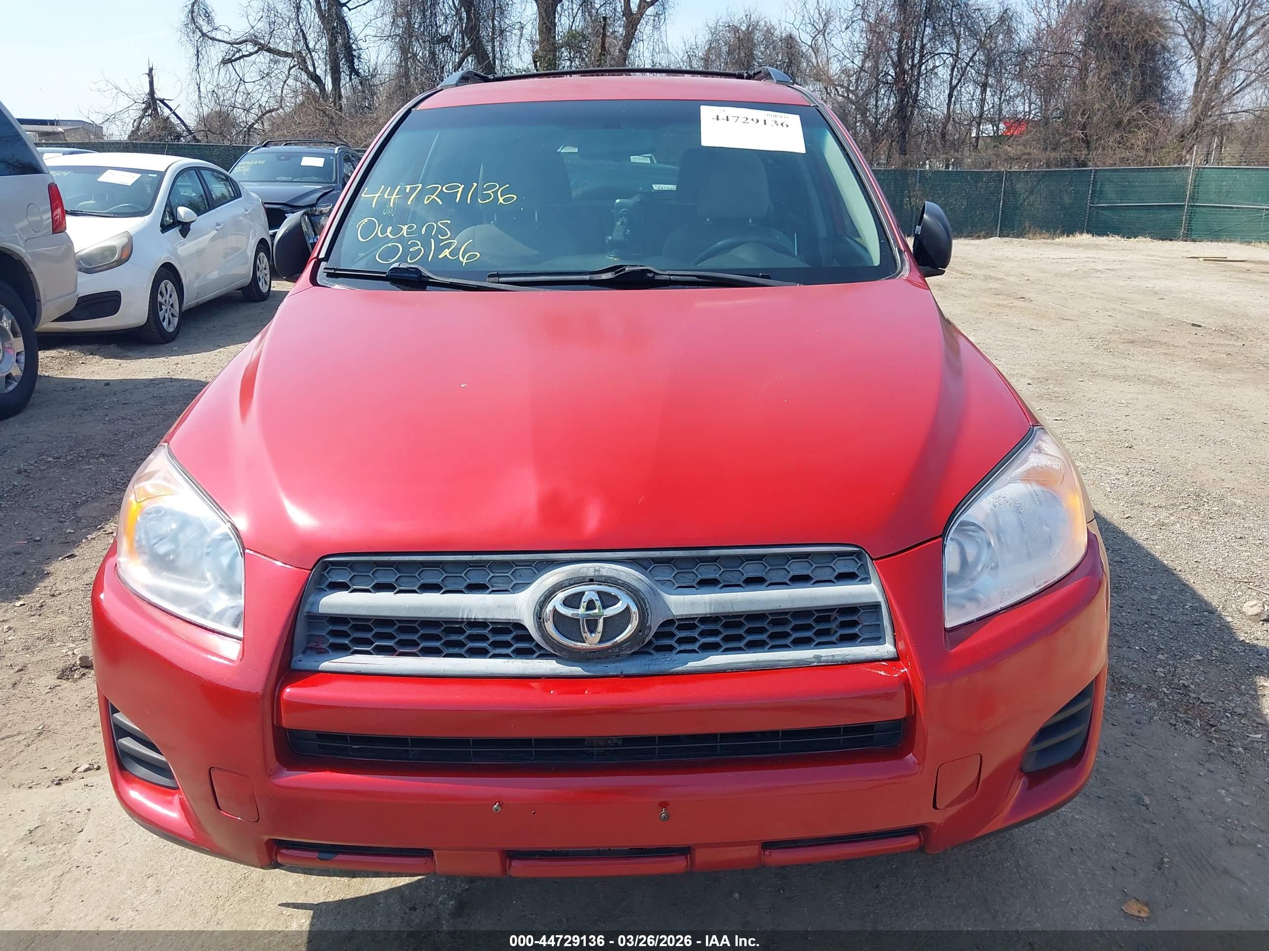 TOYOTA RAV4 image 6