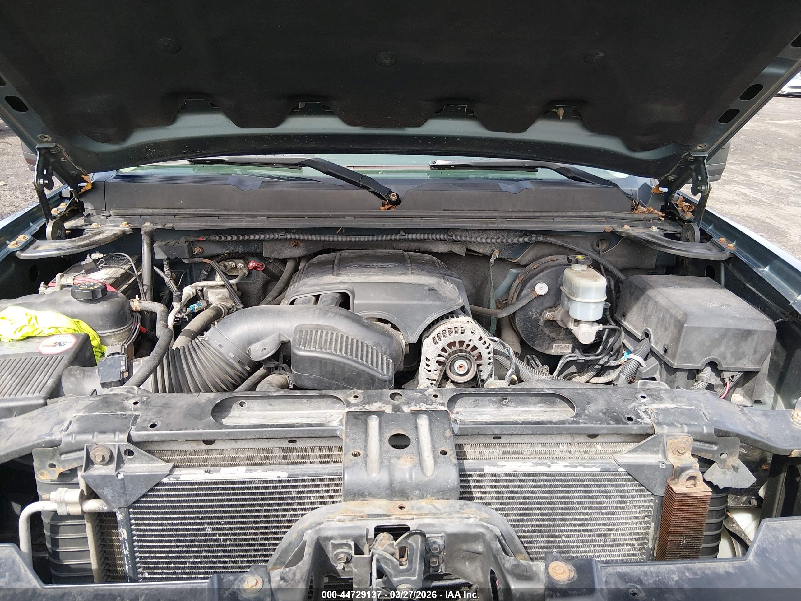 CHEVROLET SILVERADO image 10