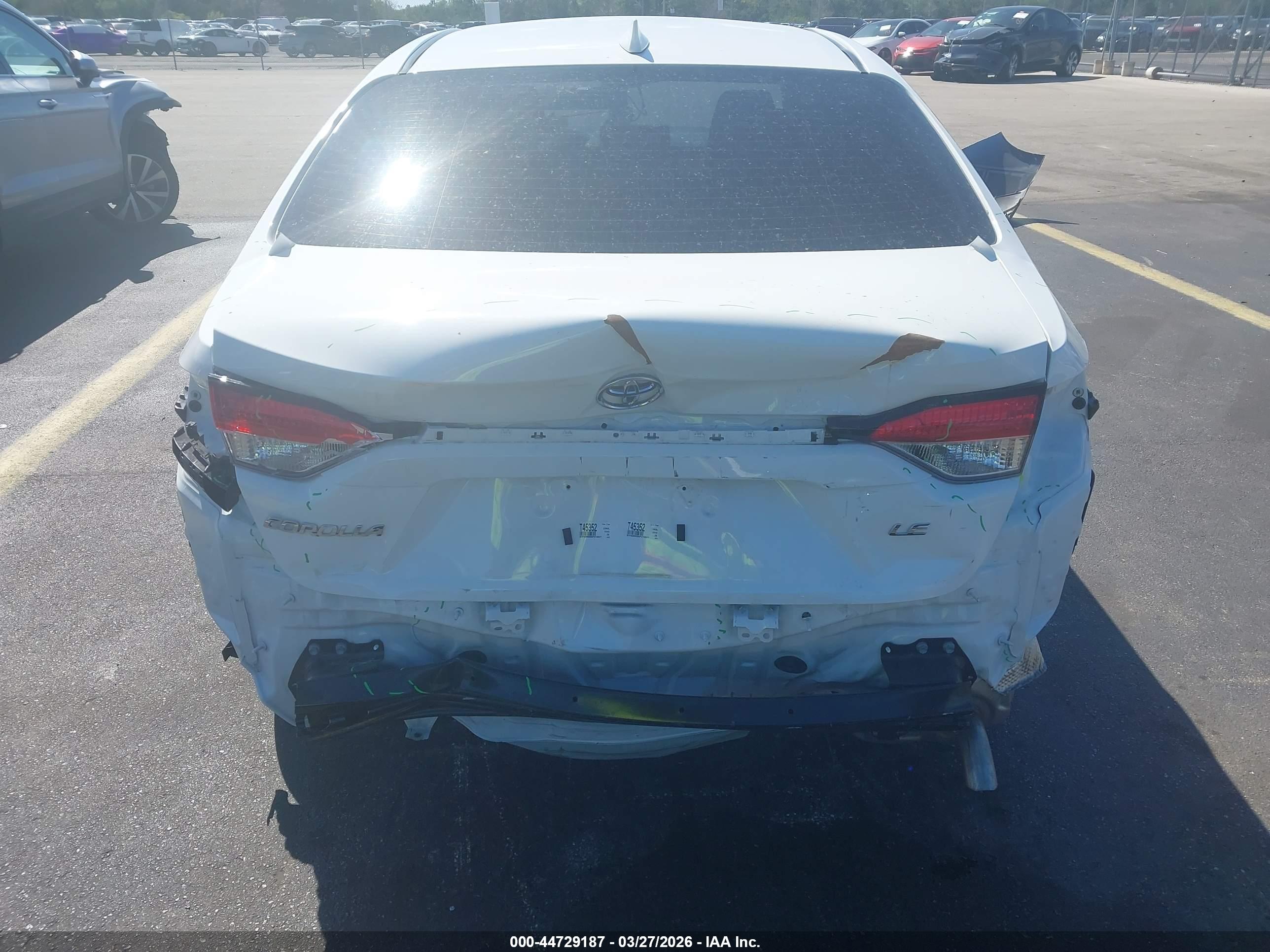 TOYOTA COROLLA image 6