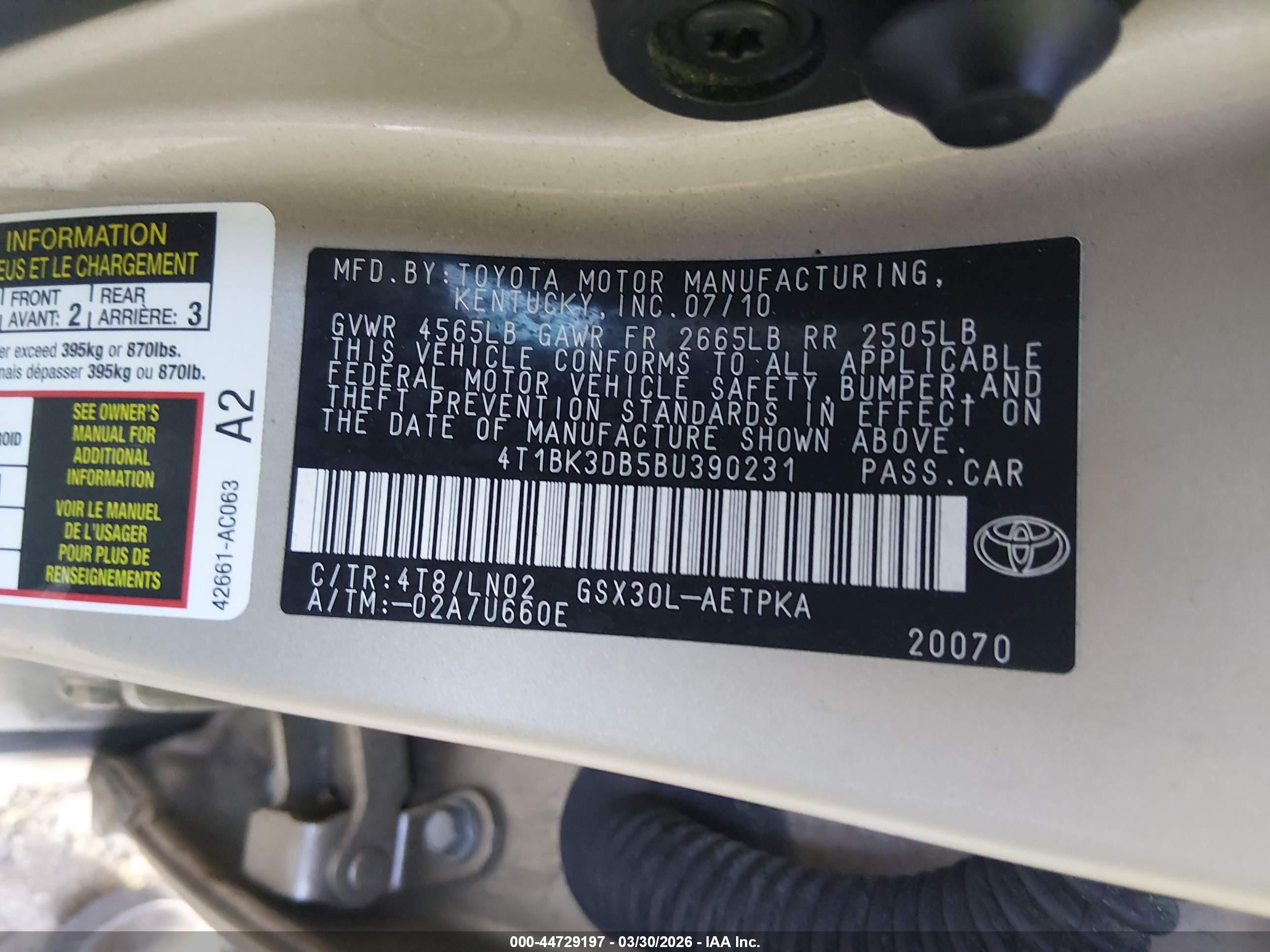 TOYOTA AVALON image 9