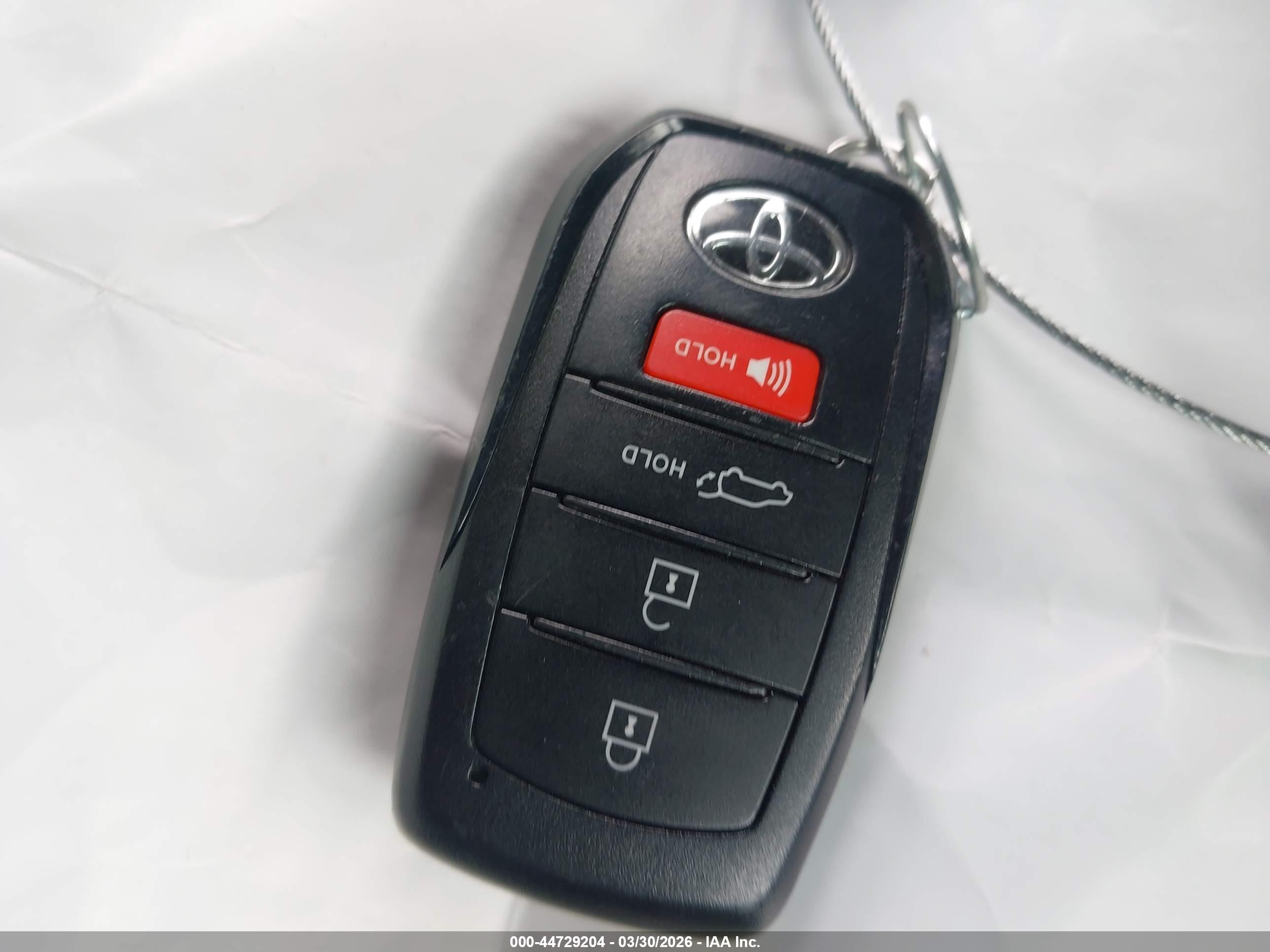 TOYOTA COROLLA image 11
