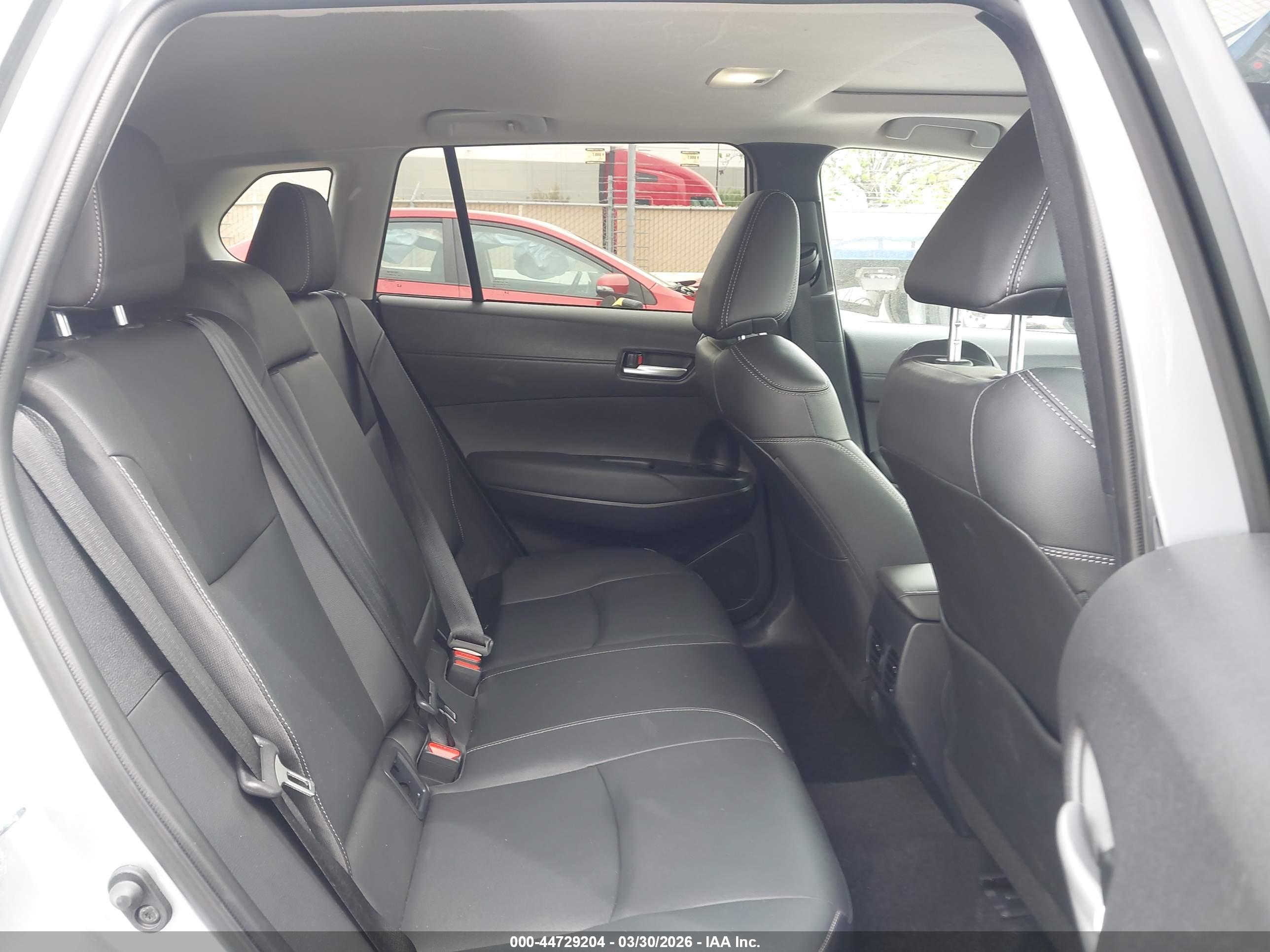 TOYOTA COROLLA image 8