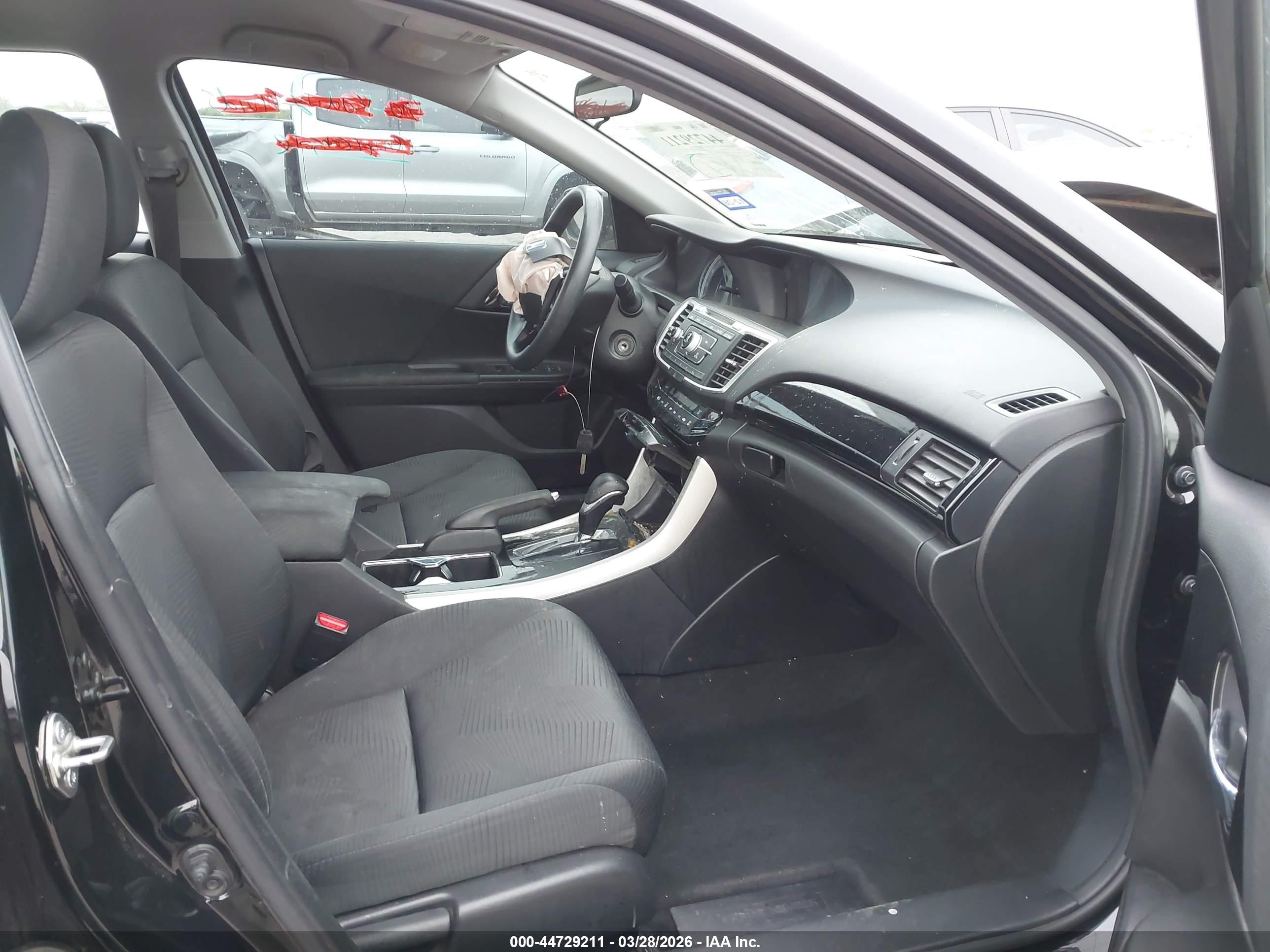 HONDA ACCORD image 5