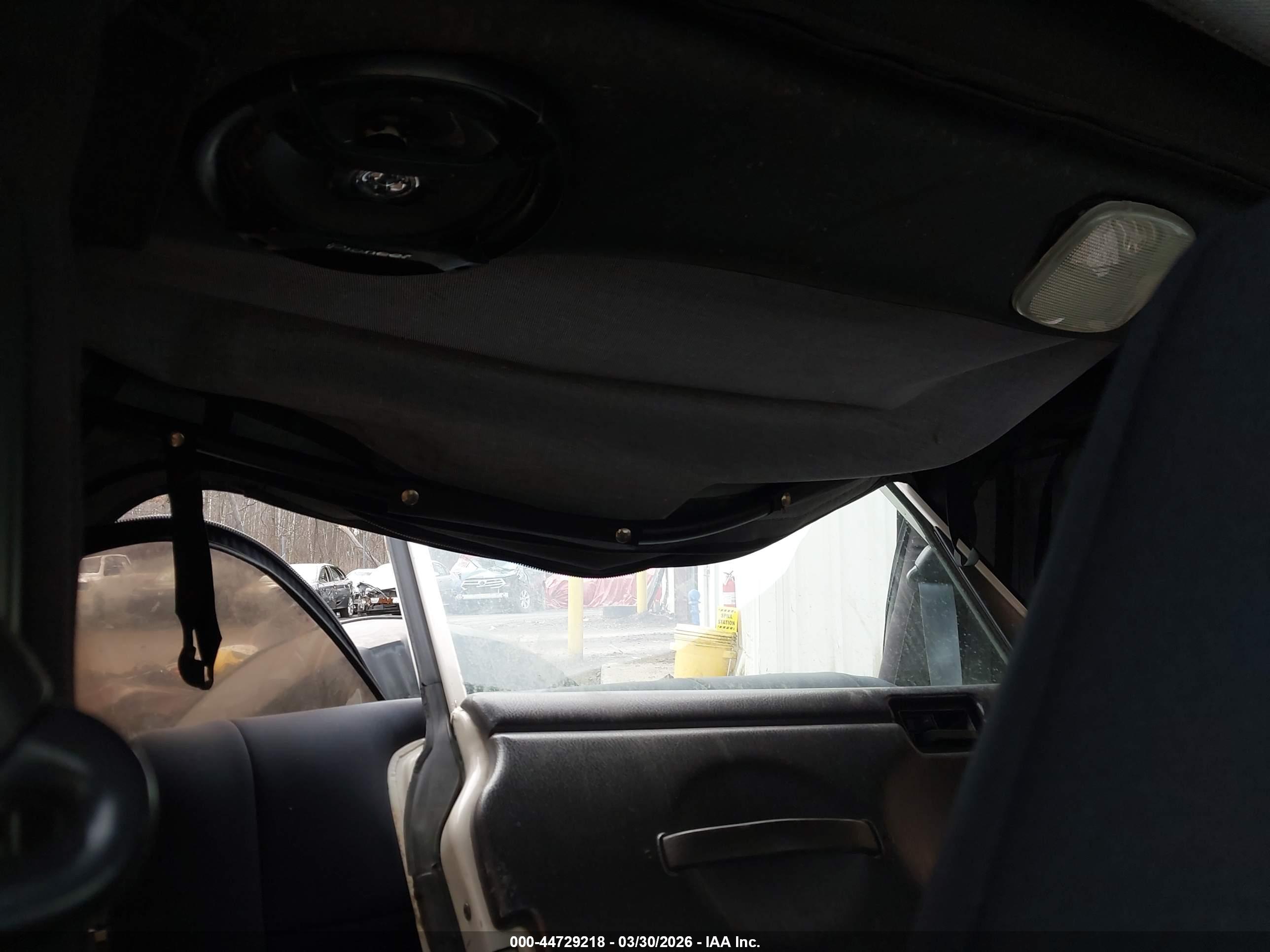 JEEP WRANGLER image 8