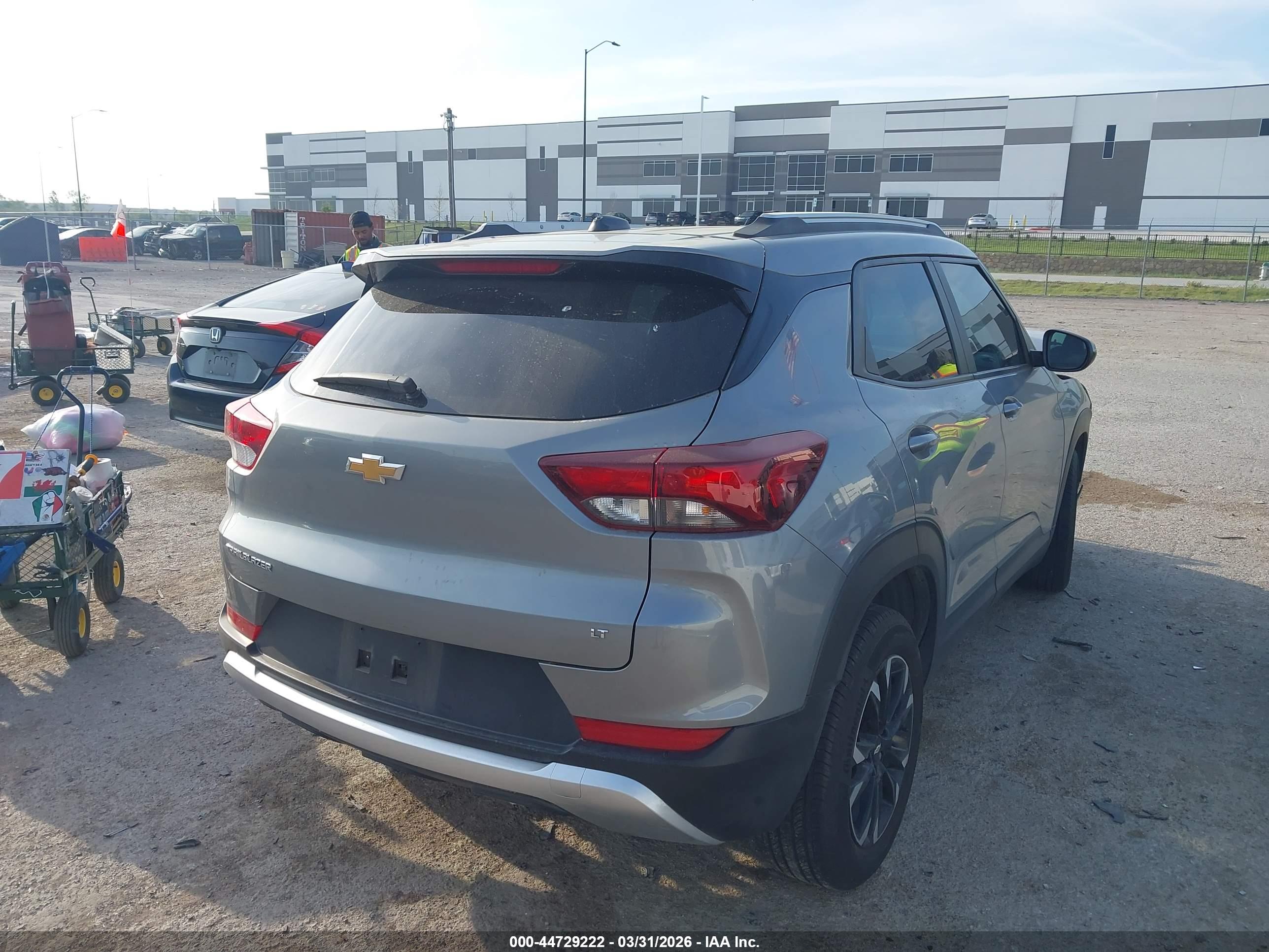 CHEVROLET TRAILBLAZER image 4