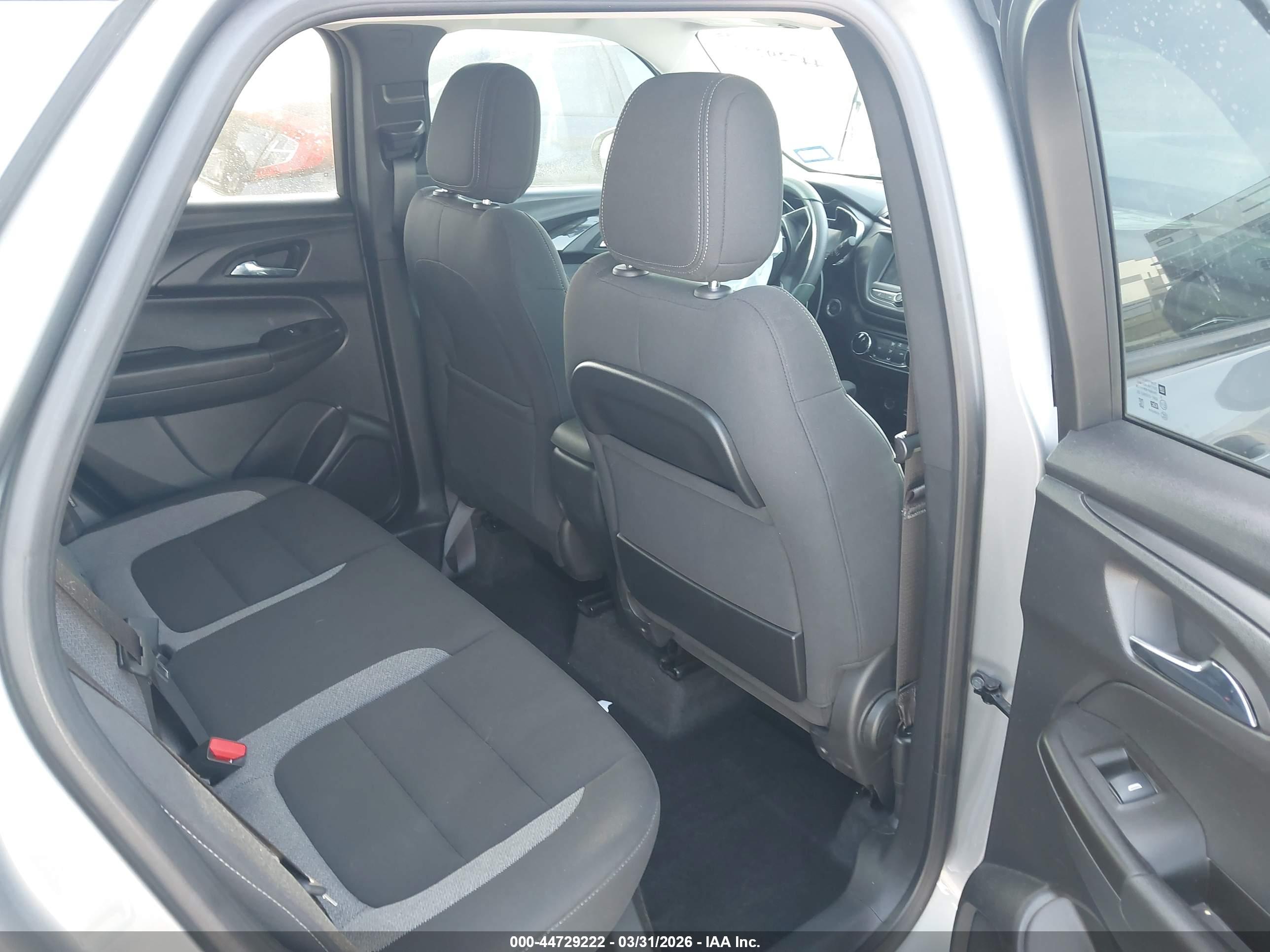 CHEVROLET TRAILBLAZER image 8