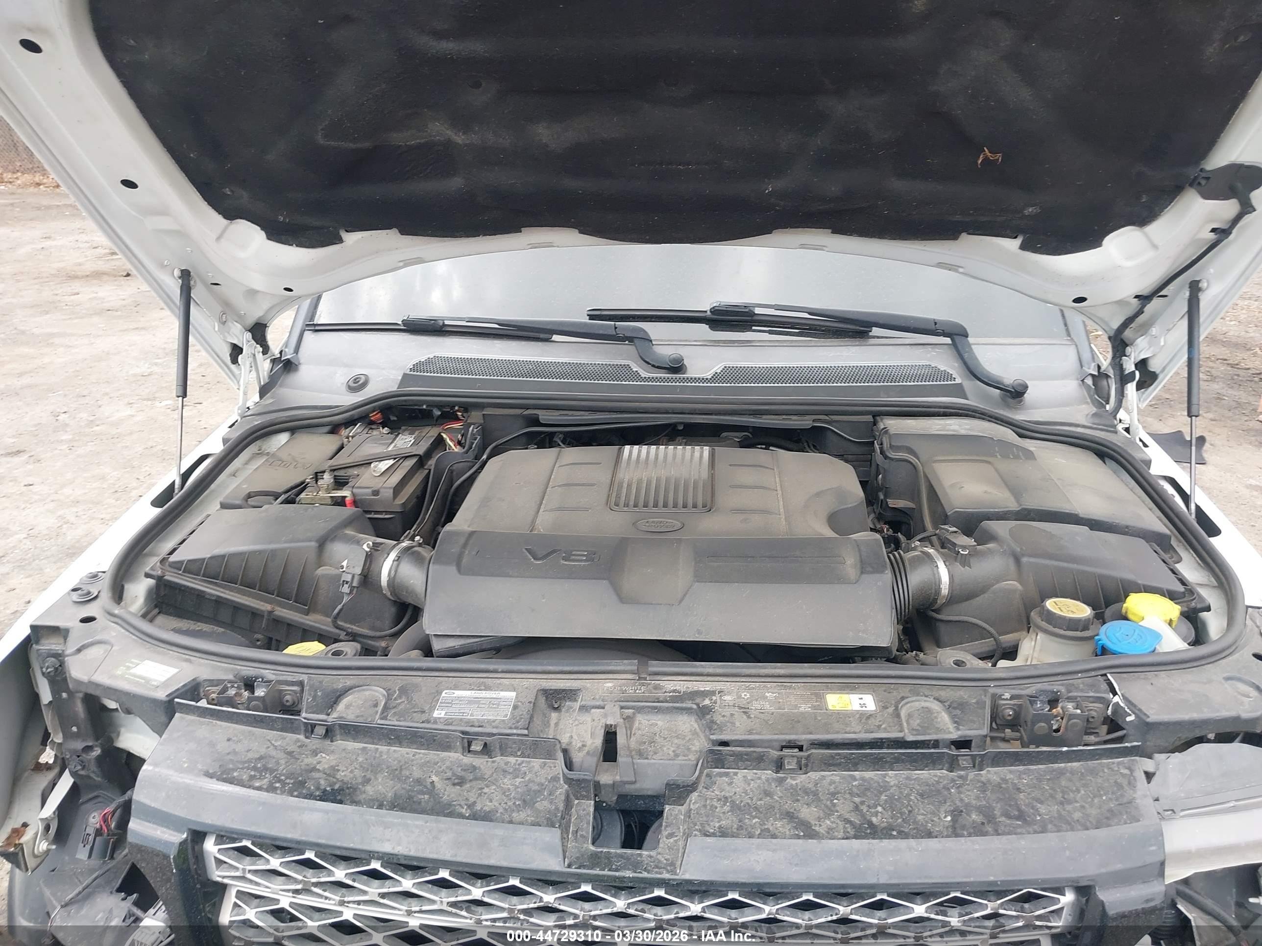 LAND ROVER image 10