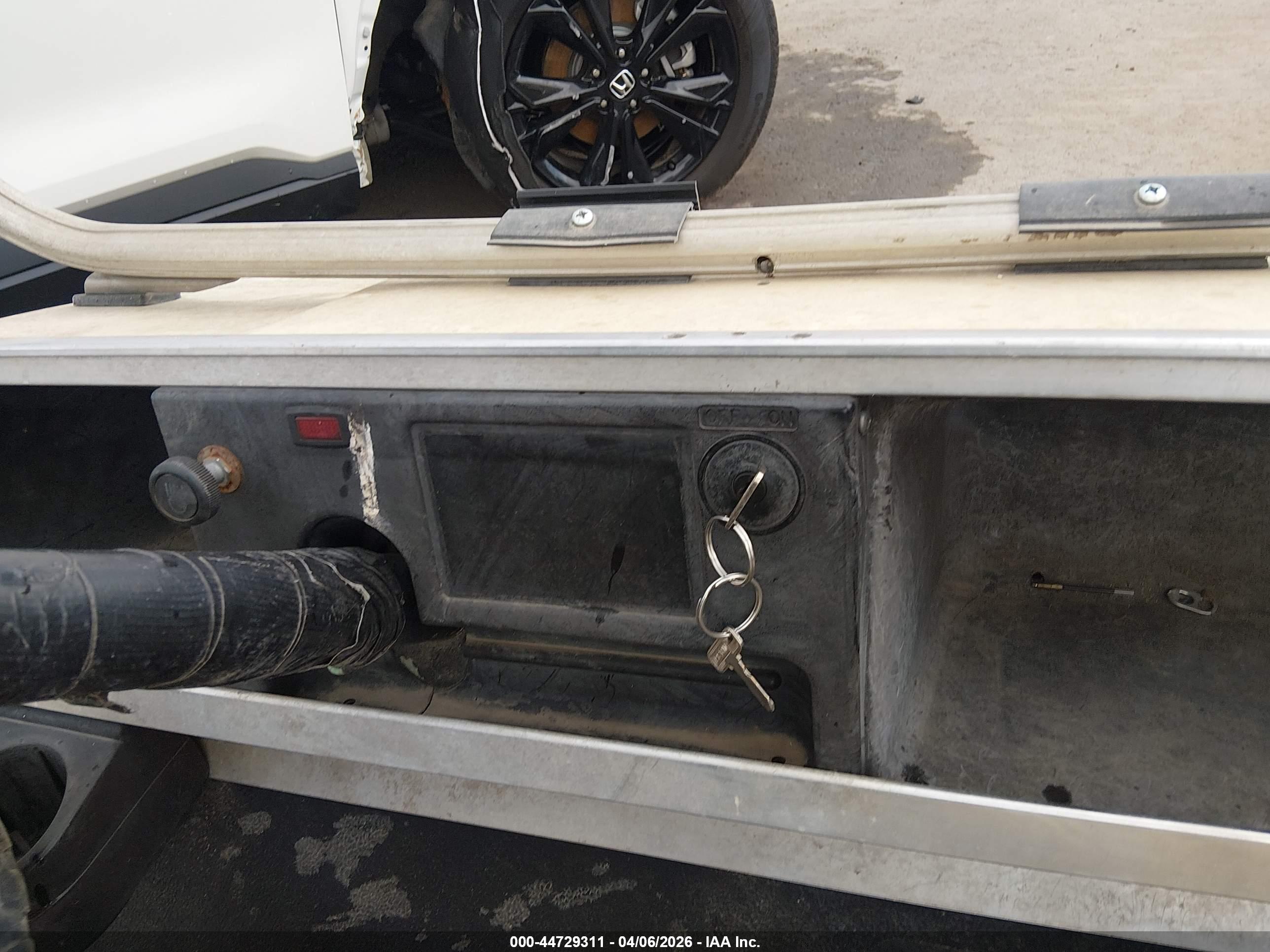 CLUB CAR image 7