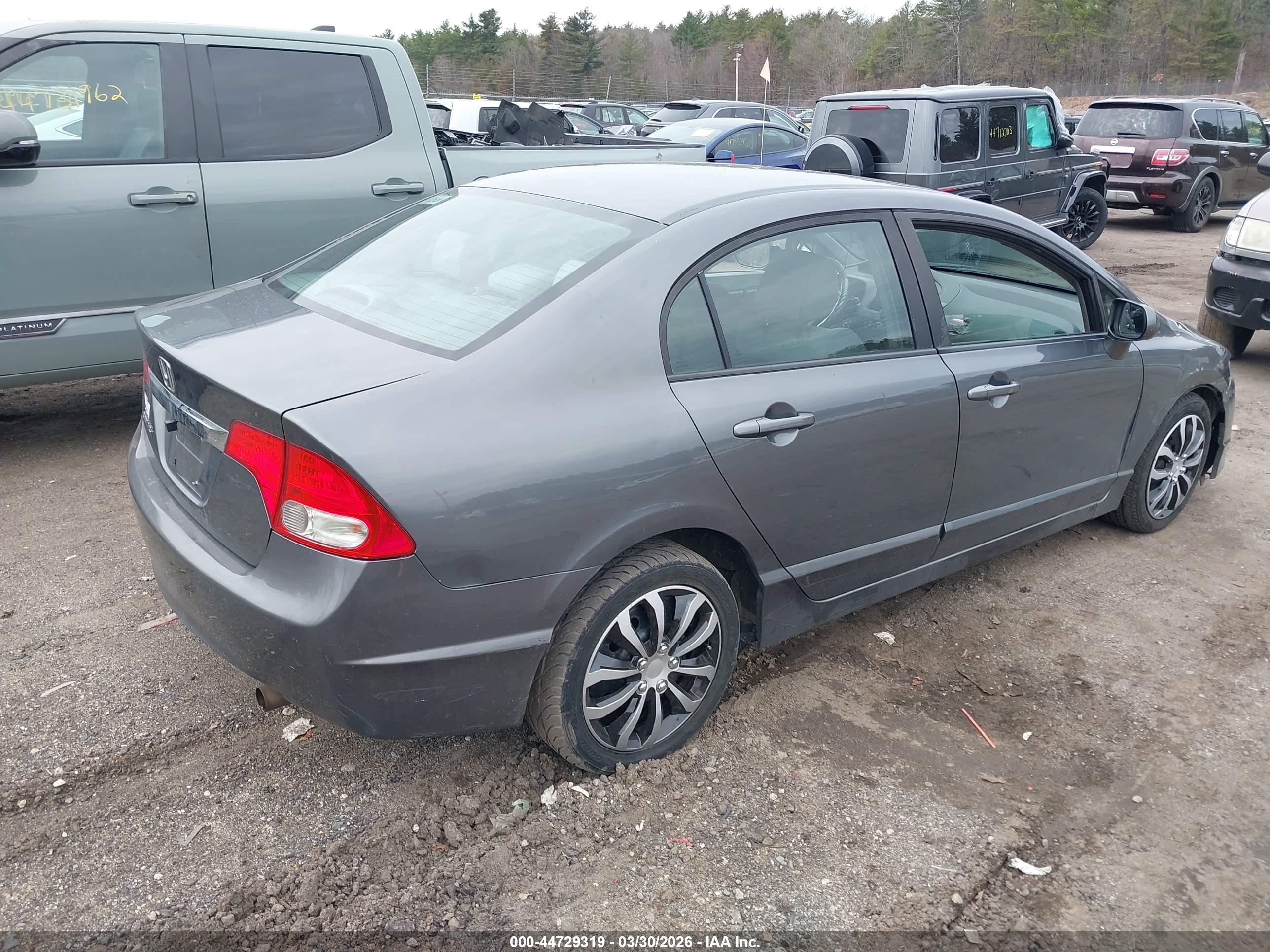 HONDA CIVIC image 4