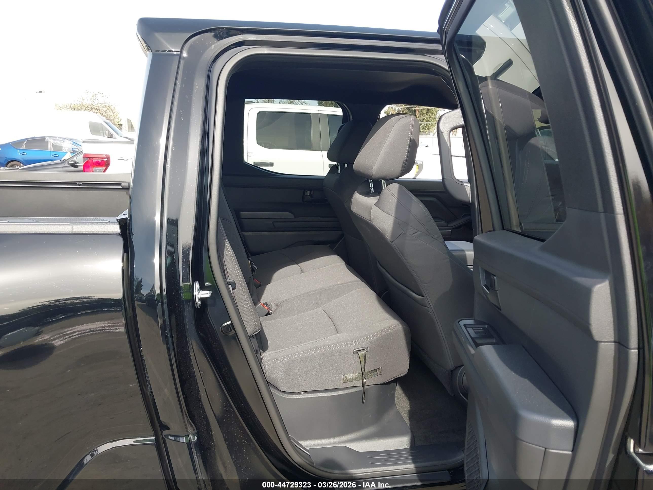 TOYOTA TACOMA image 8