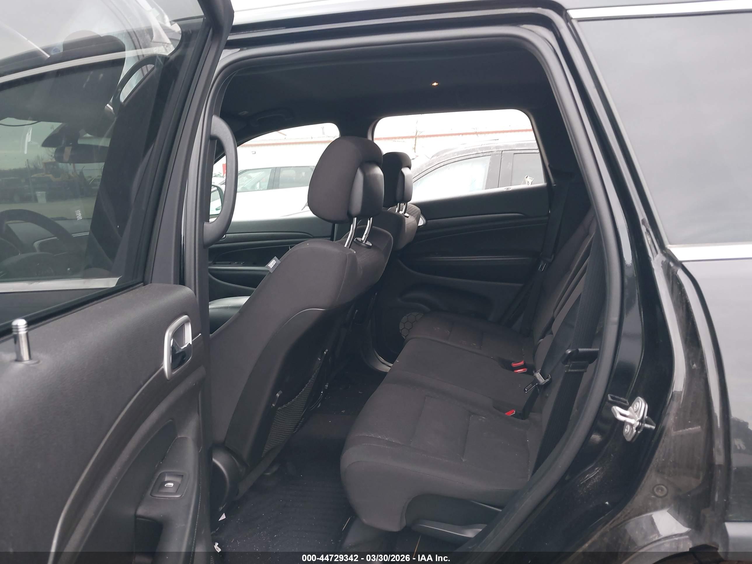 JEEP GRAND image 8