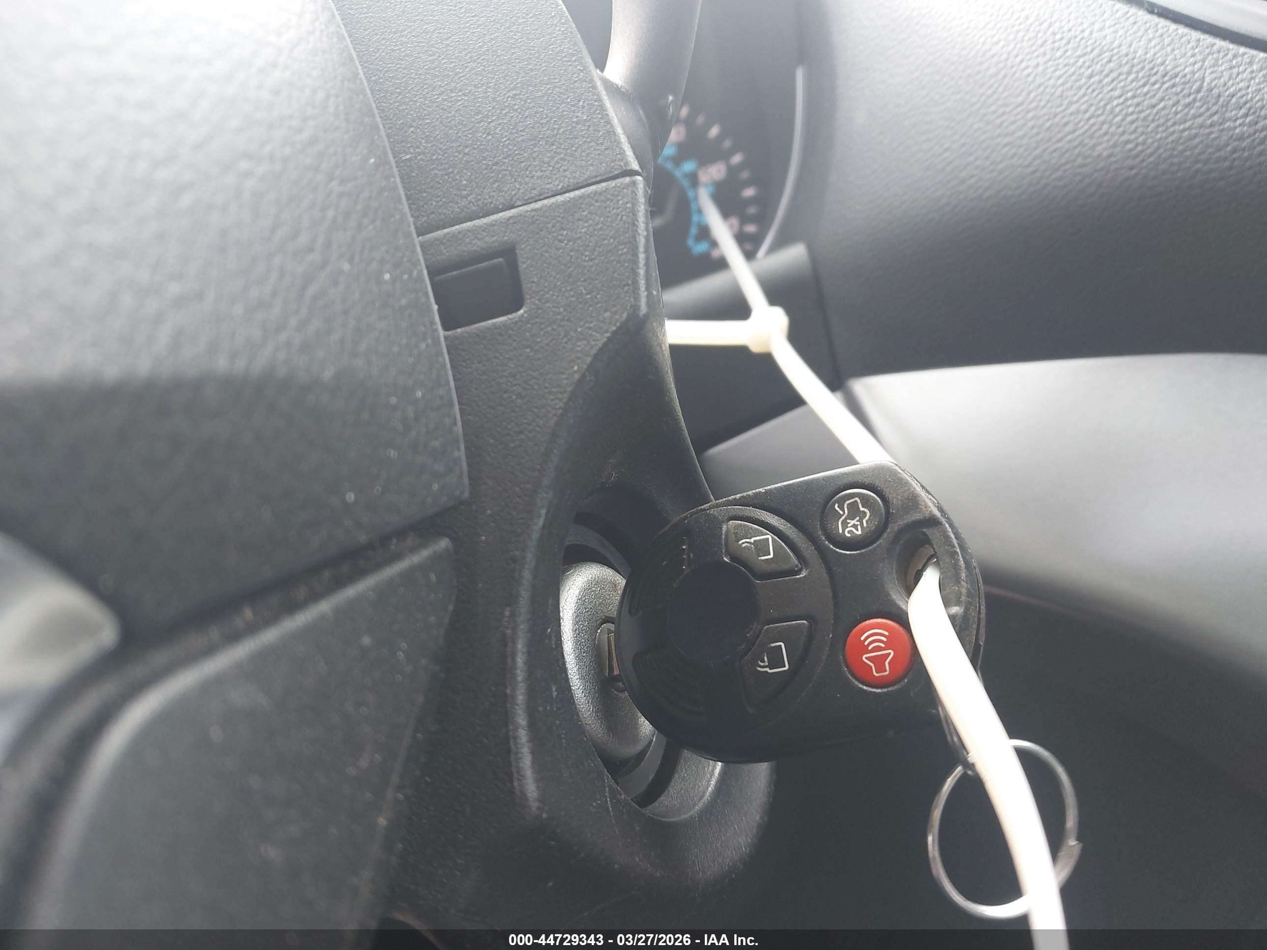 FORD ESCAPE image 11
