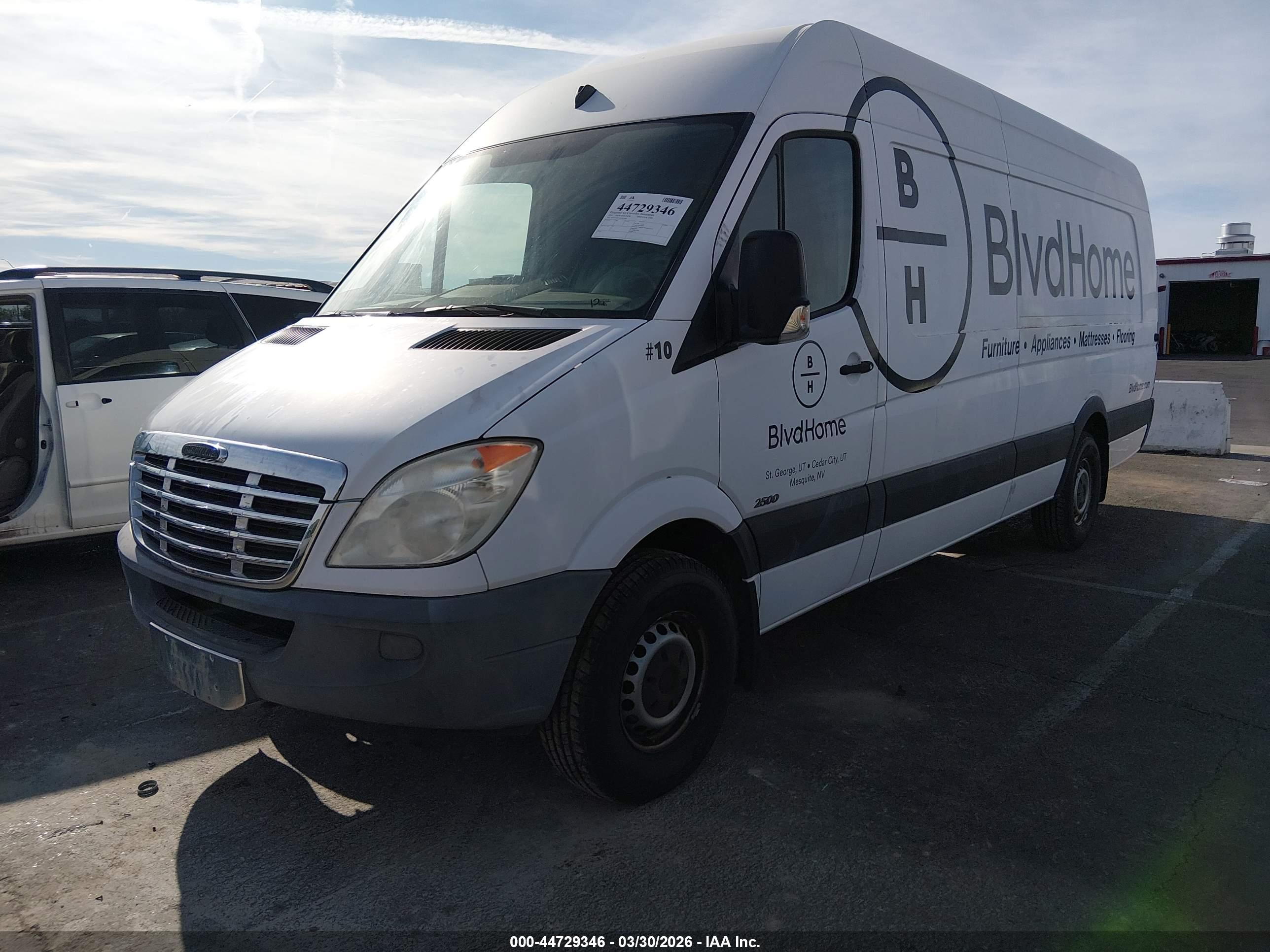 FREIGHTLINER SPRINTER image 2