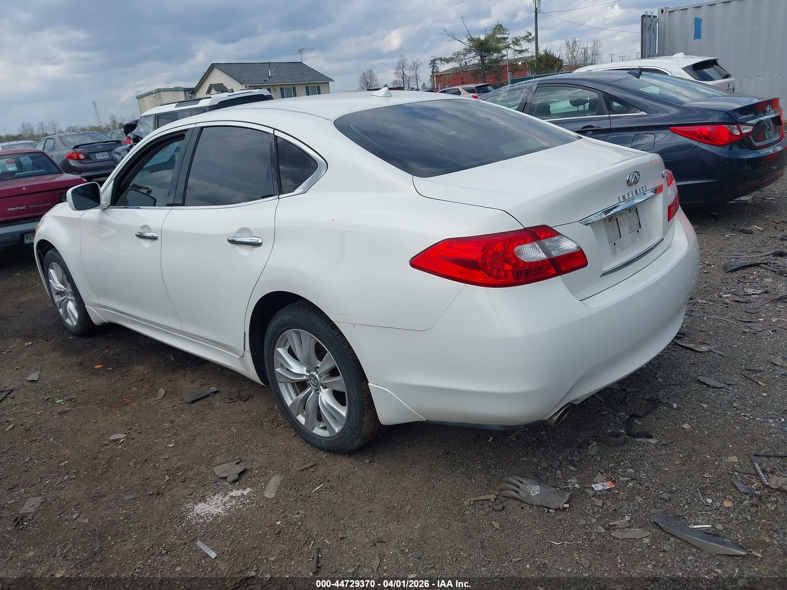 INFINITI M37X image 3