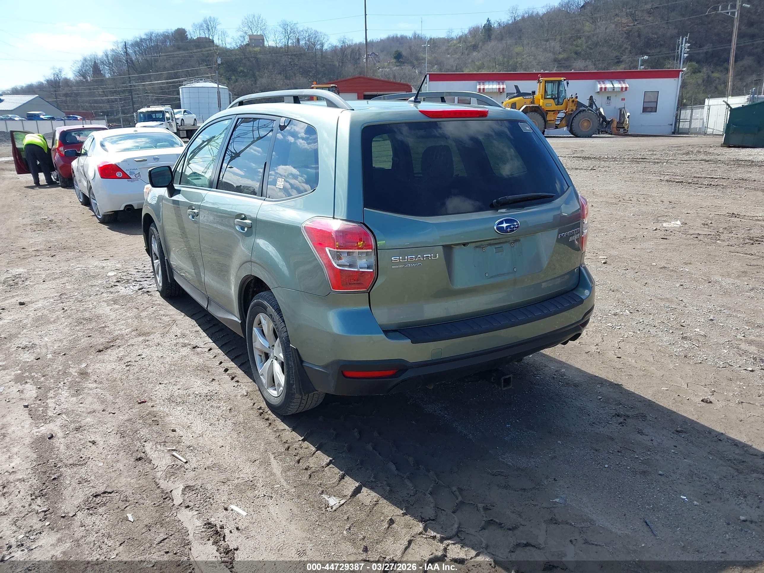 SUBARU FORESTER image 3