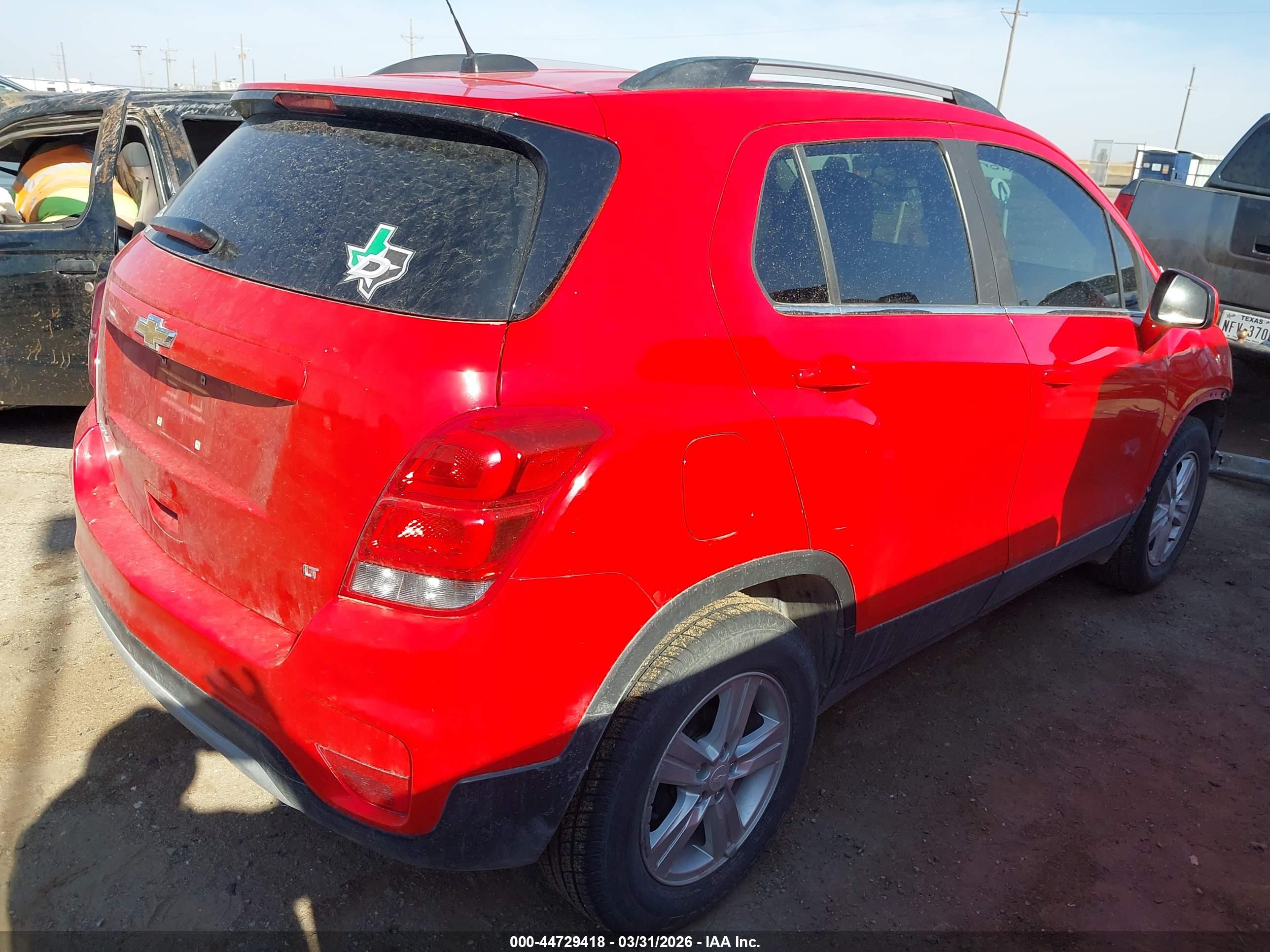 CHEVROLET TRAX image 4