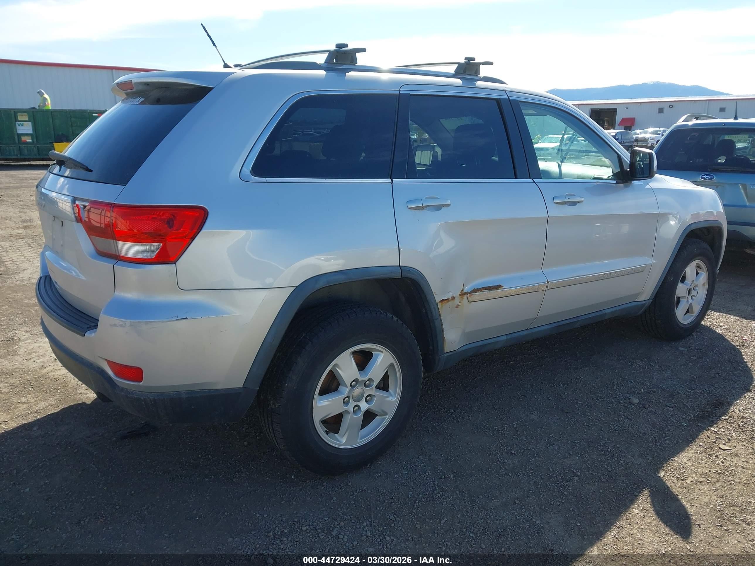 JEEP GRAND image 4