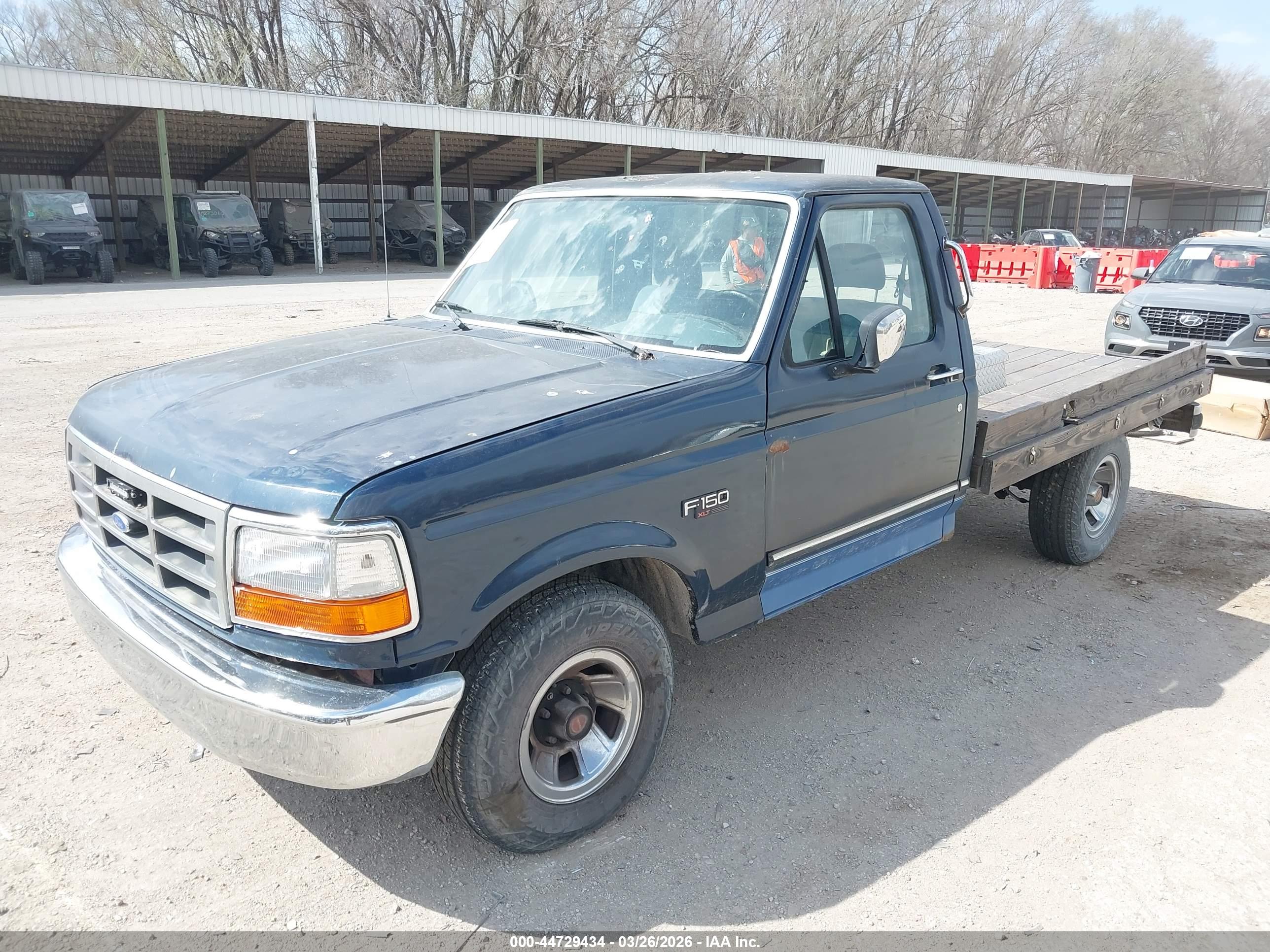 FORD F150 image 2