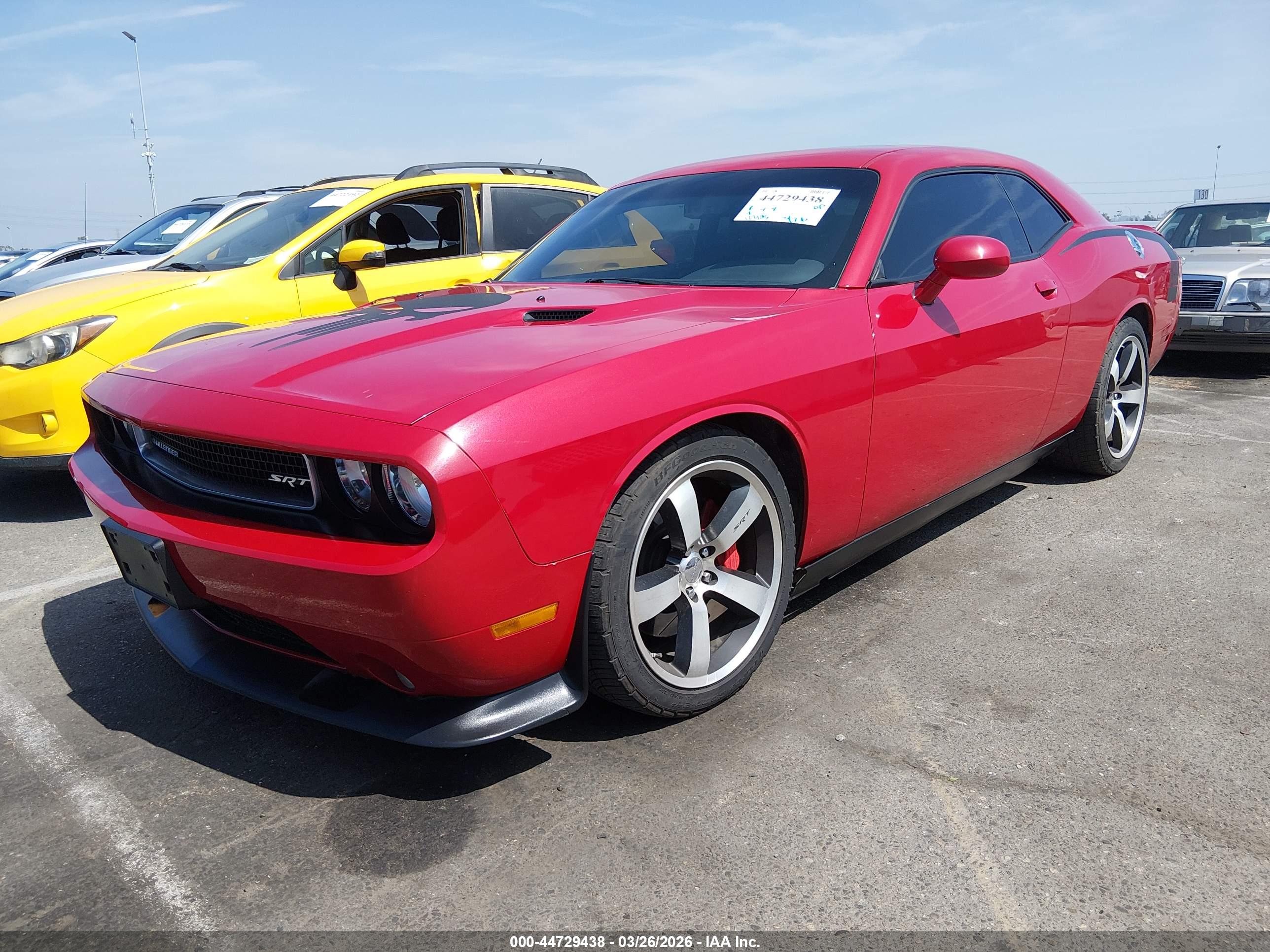 DODGE CHALLENGER image 2