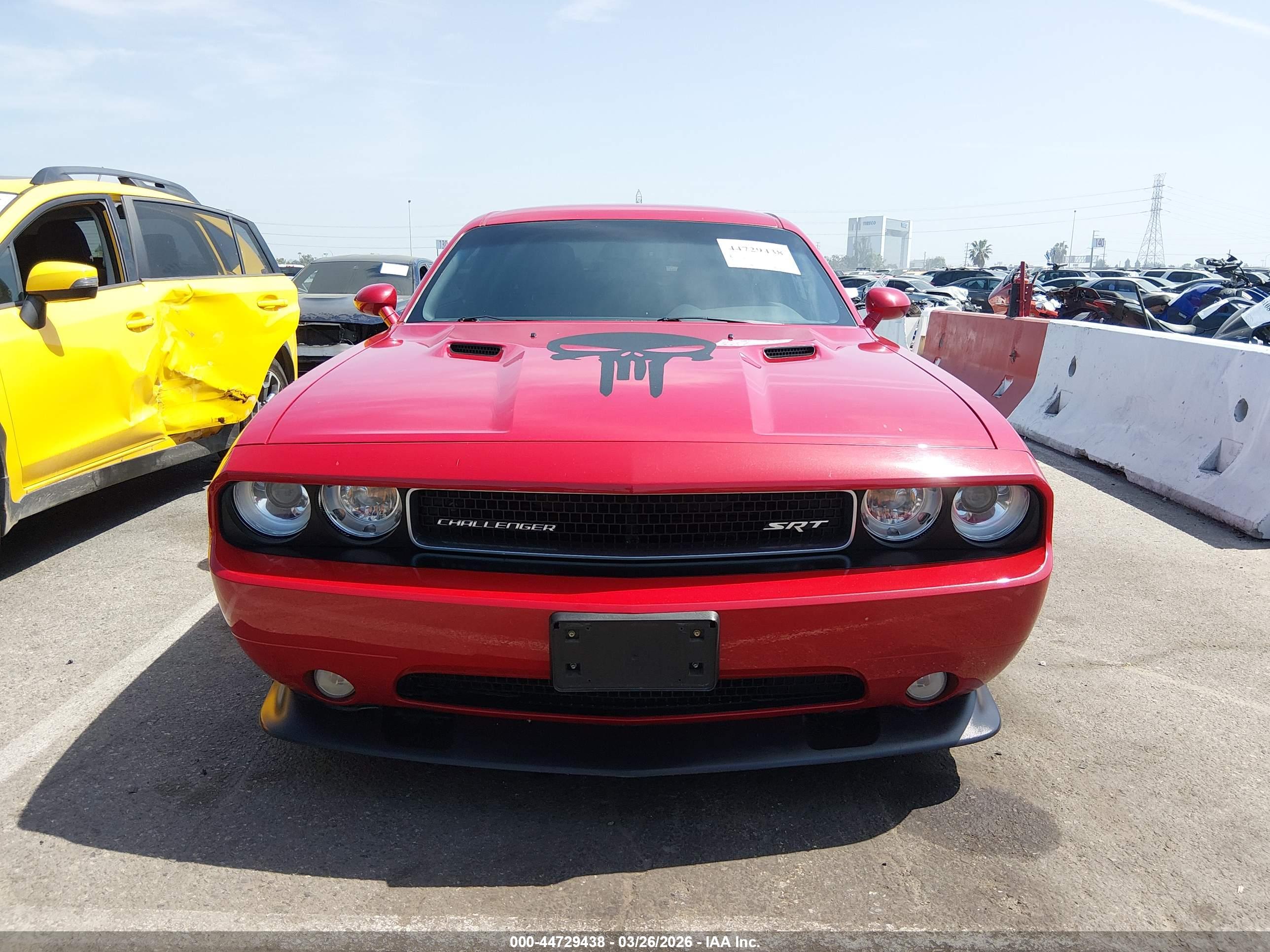 DODGE CHALLENGER image 6