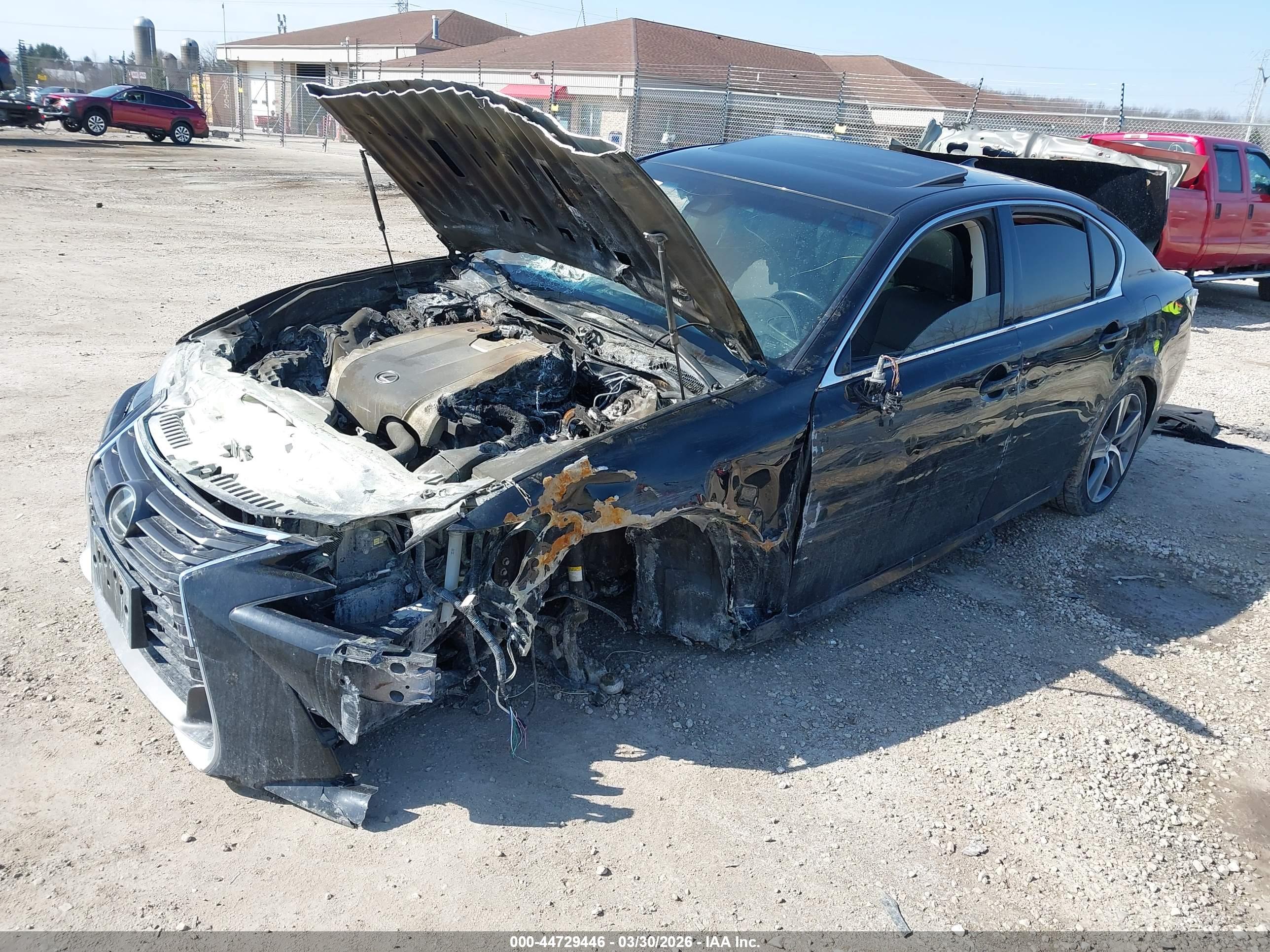LEXUS GS image 2