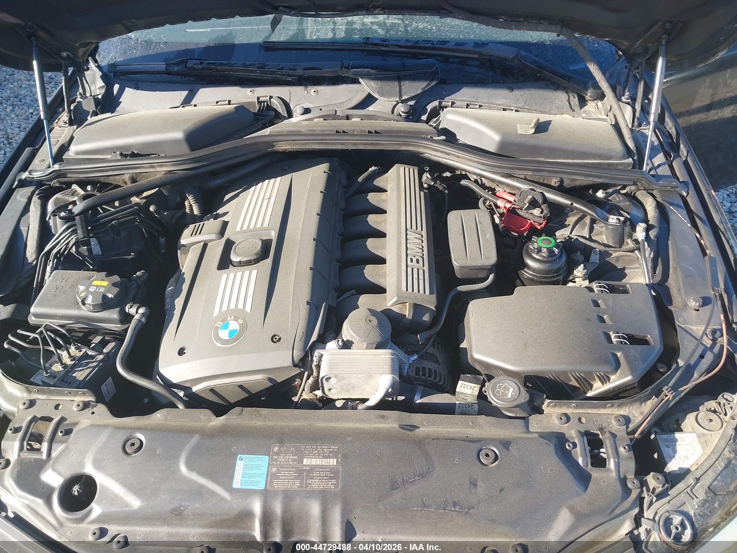BMW 528I image 10