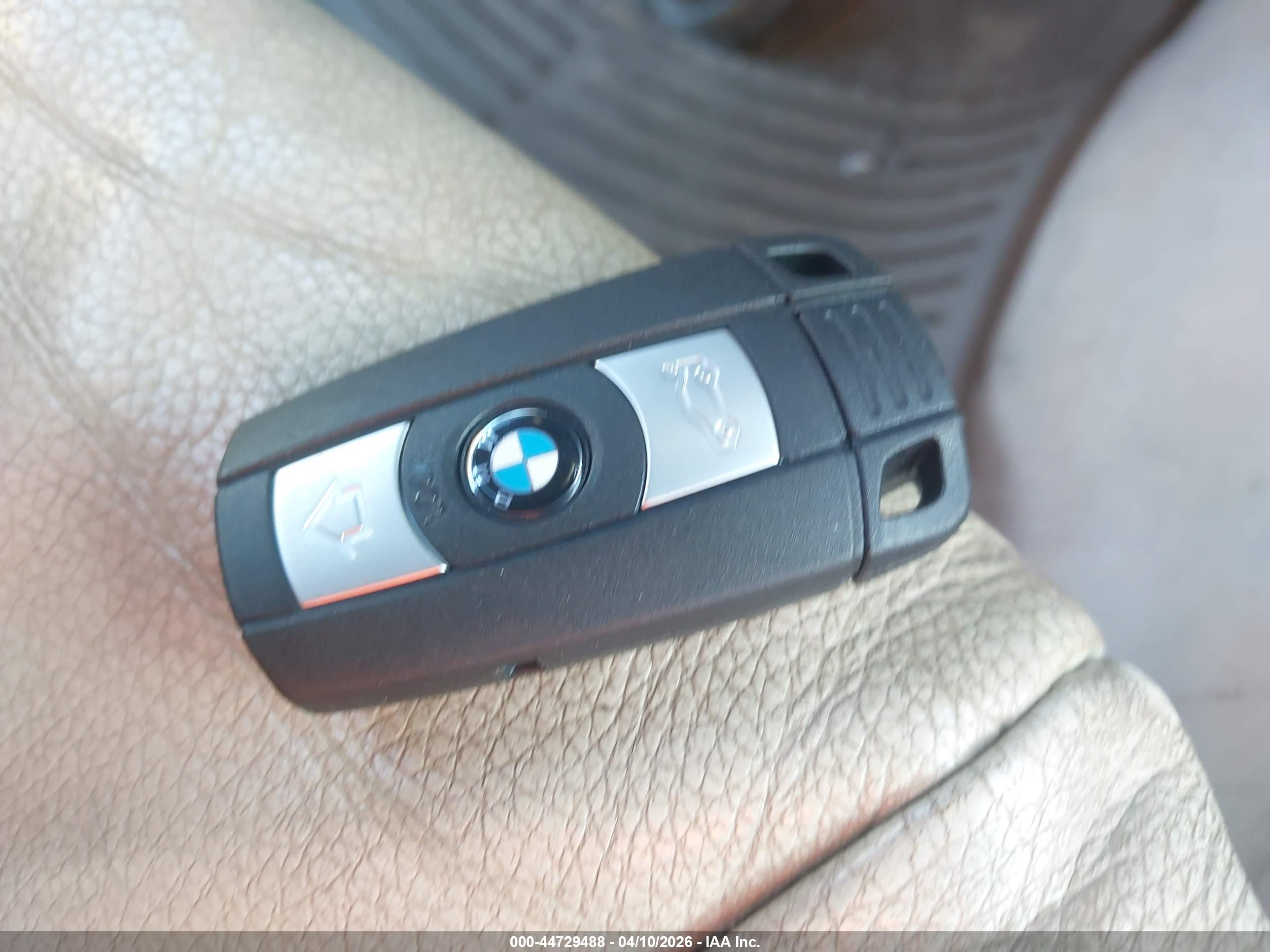 BMW 528I image 11
