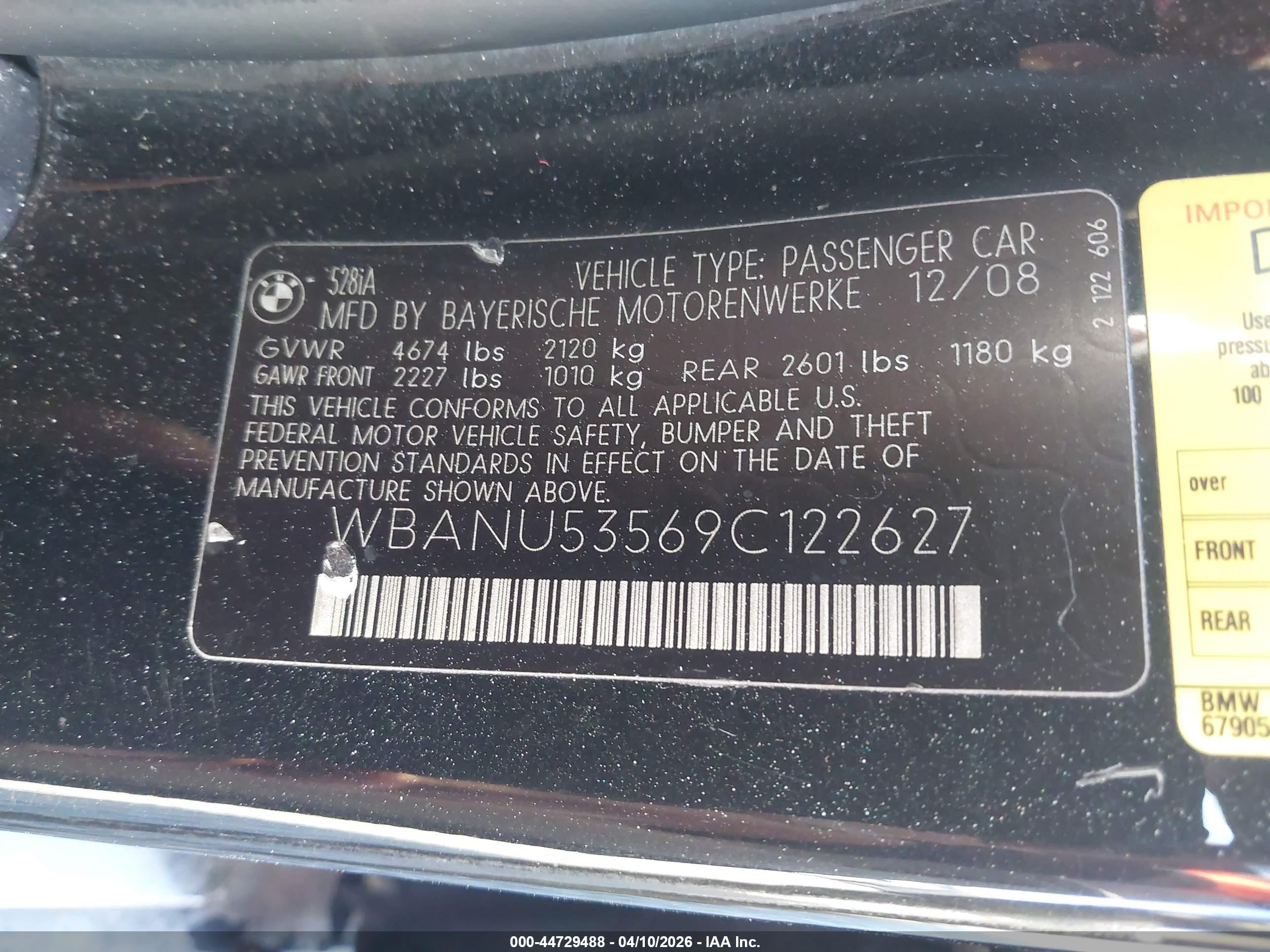 BMW 528I image 9