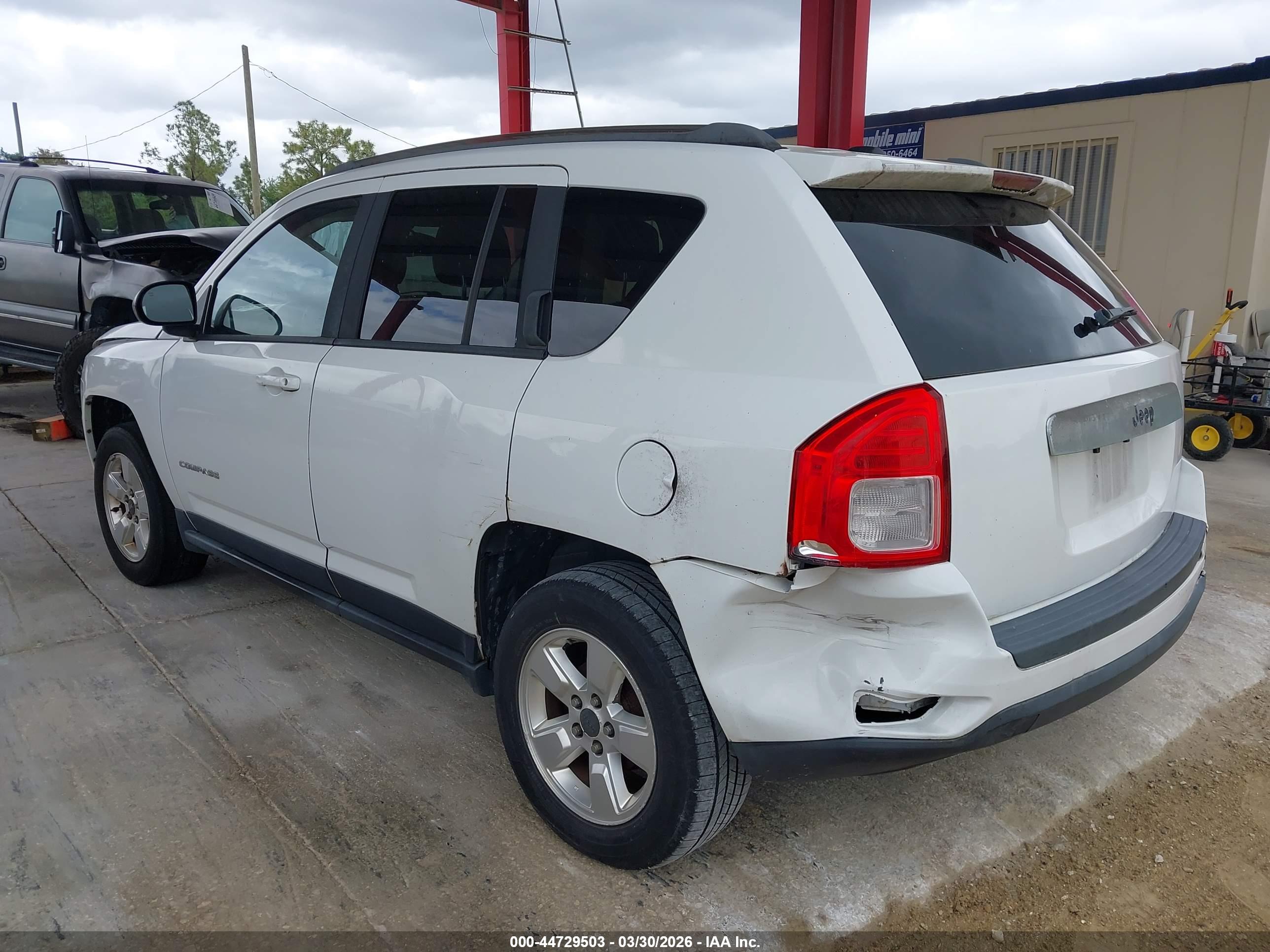 JEEP COMPASS image 3
