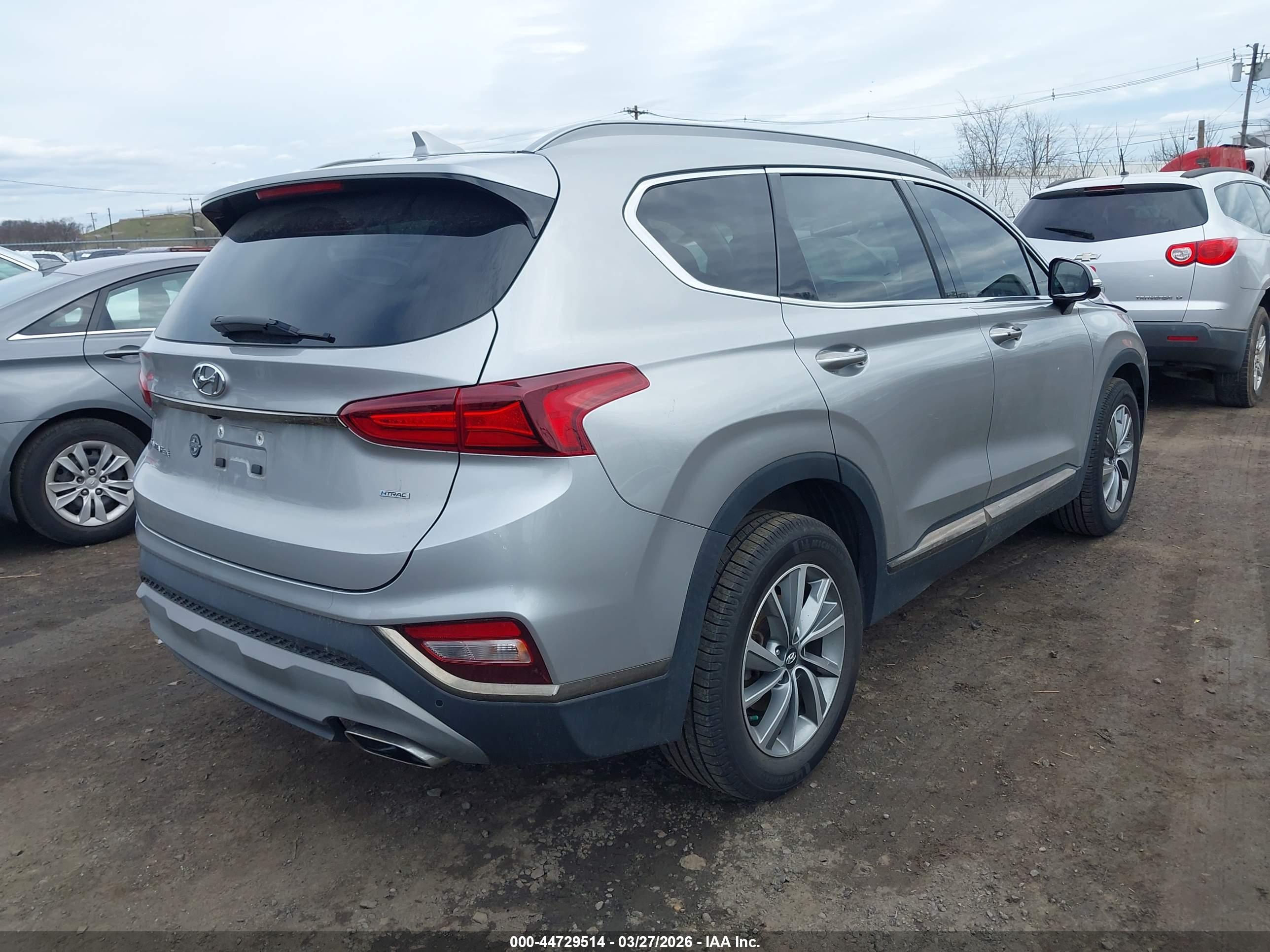 HYUNDAI SANTA image 4