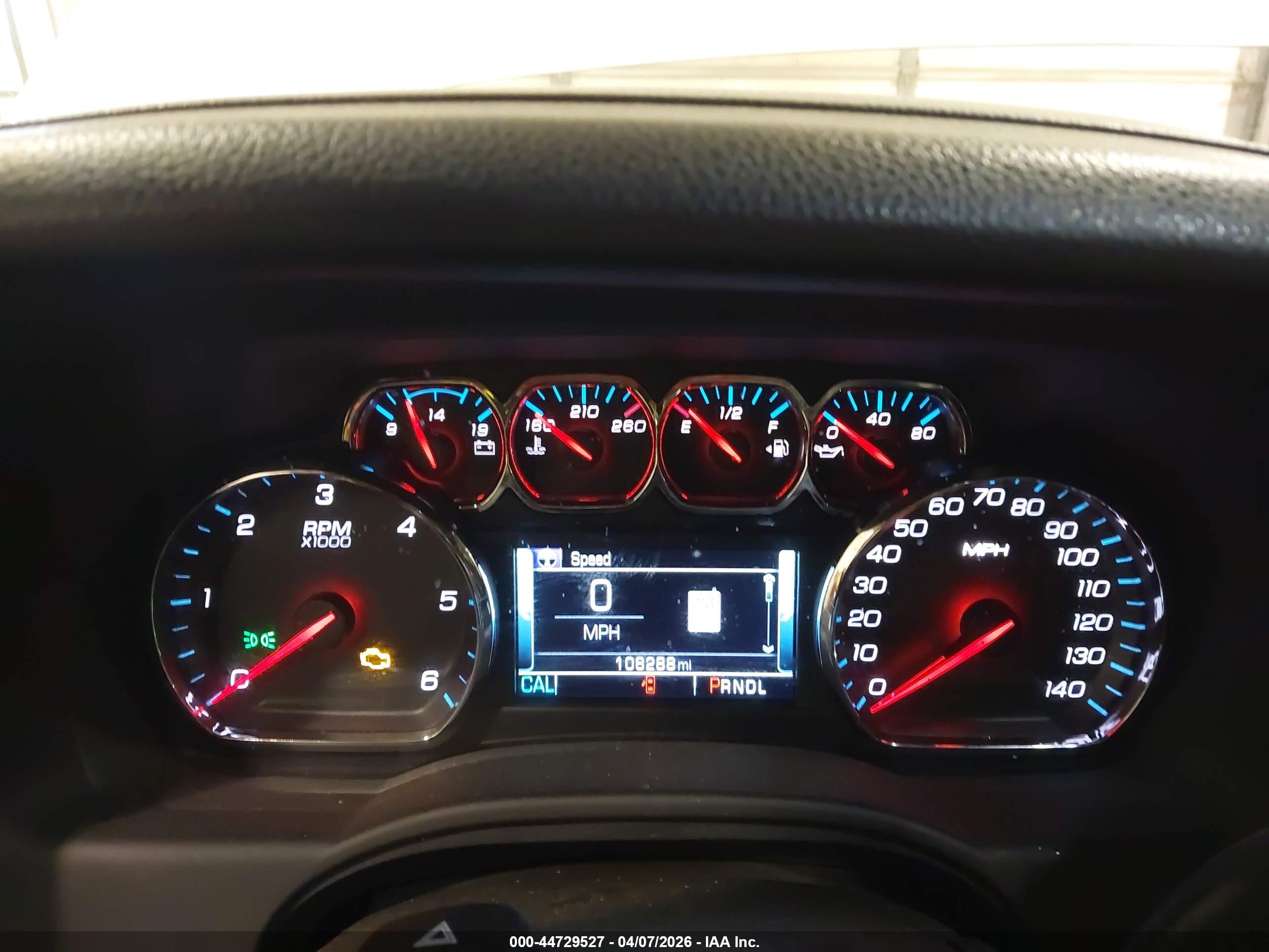 CHEVROLET SUBURBAN image 7