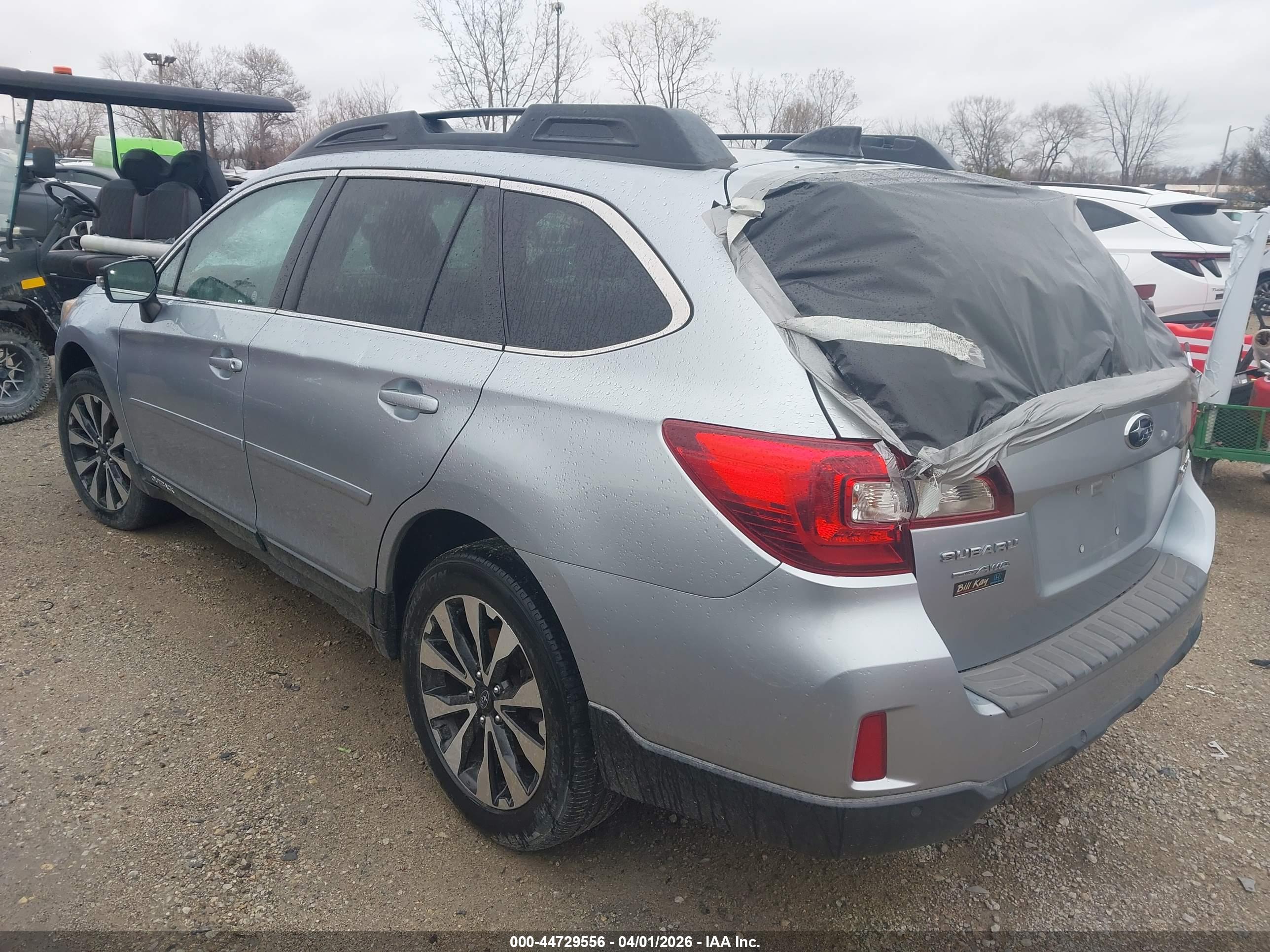 SUBARU OUTBACK image 3