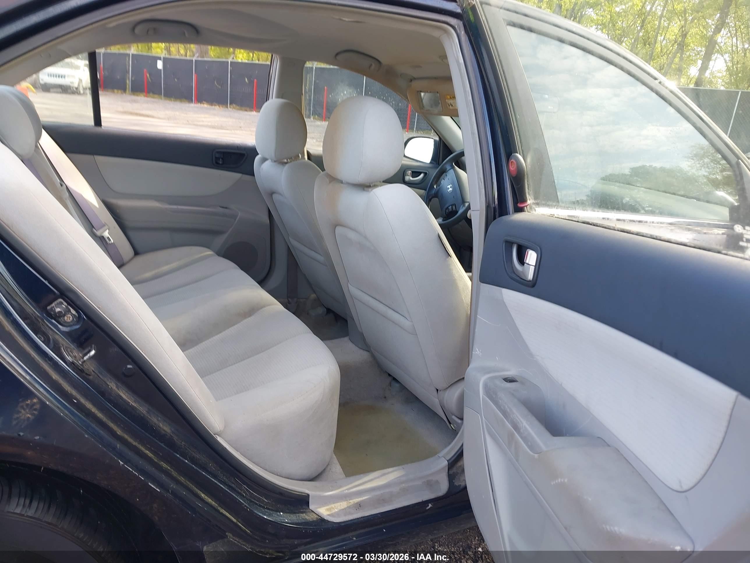 HYUNDAI SONATA image 8