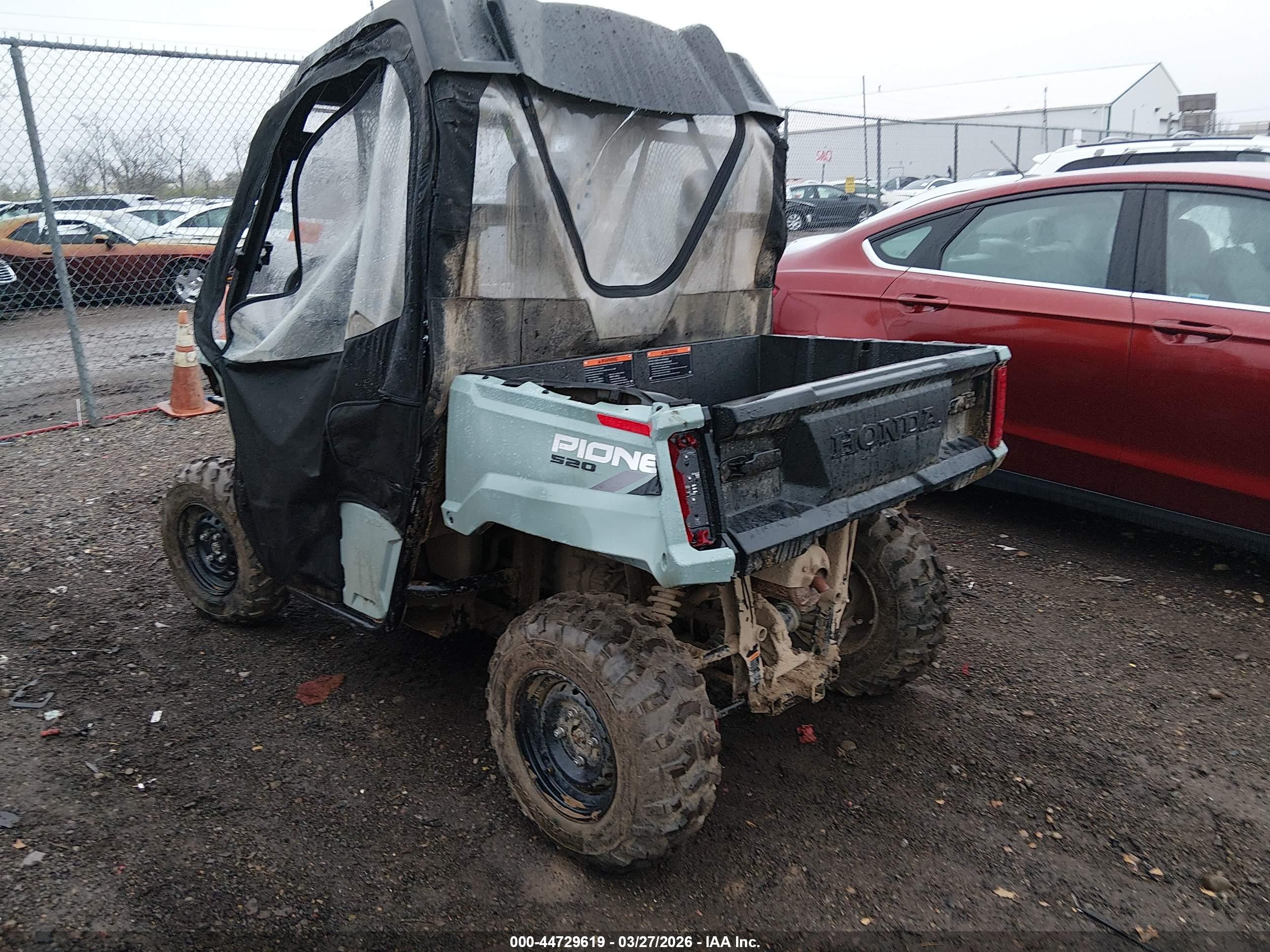 HONDA SXS520 image 3