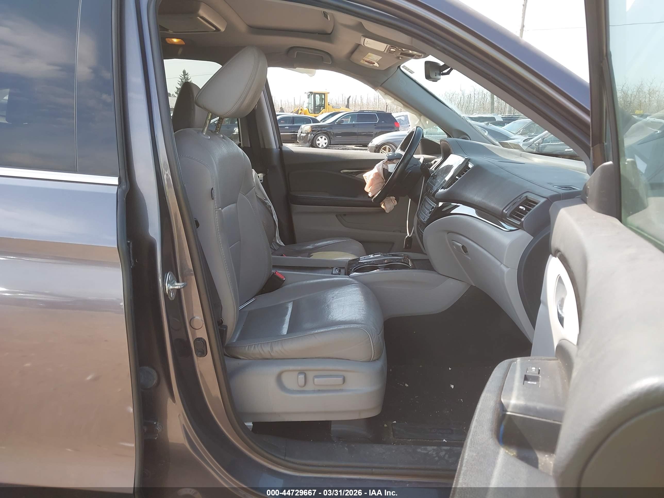 HONDA PILOT image 5