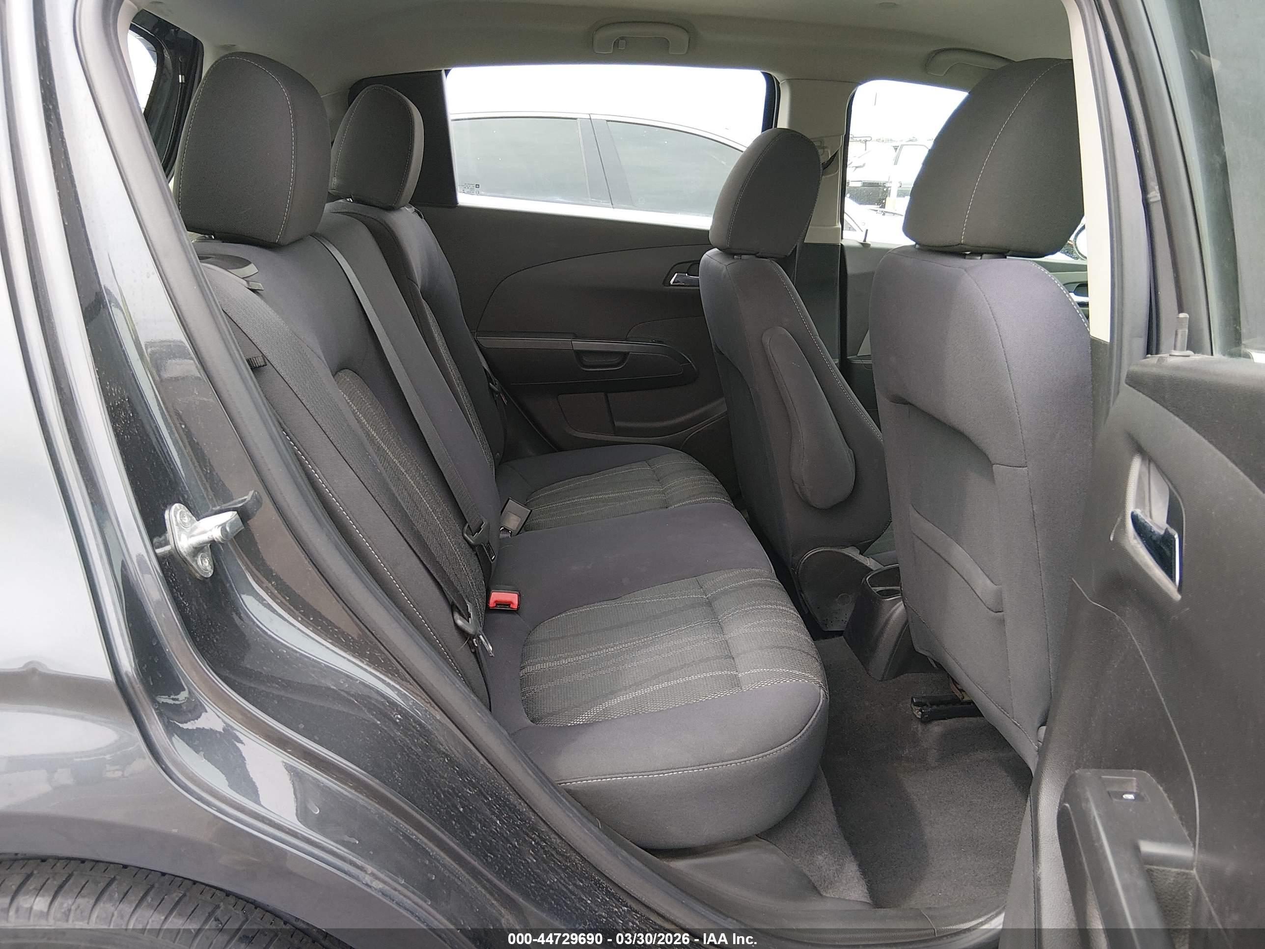 CHEVROLET SONIC image 8