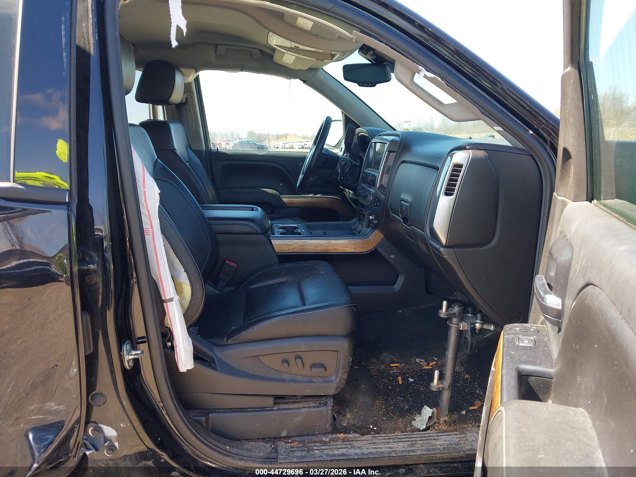 CHEVROLET SILVERADO image 5