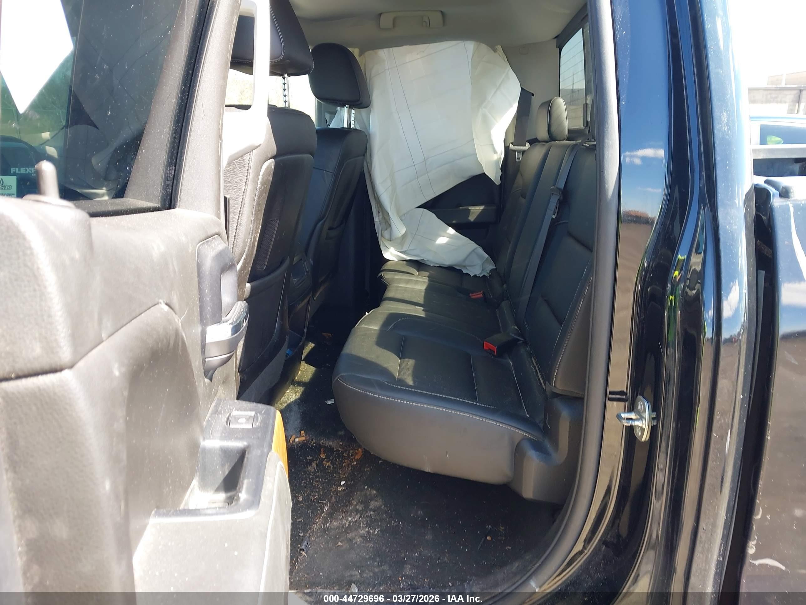 CHEVROLET SILVERADO image 8