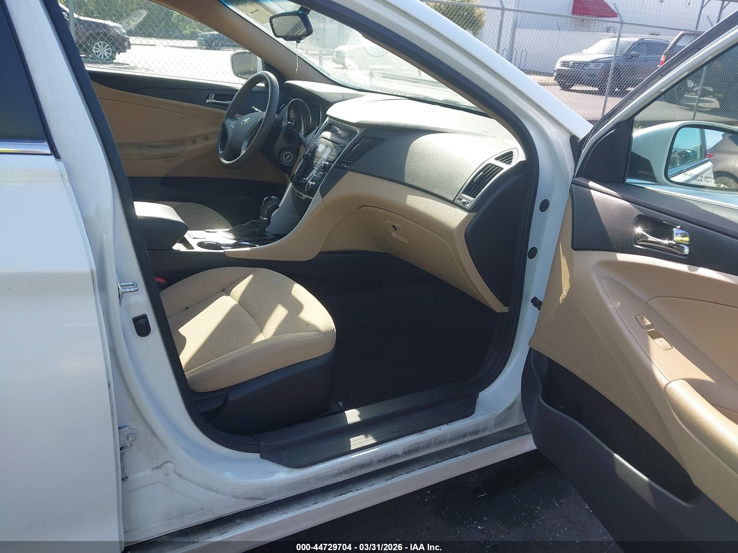 HYUNDAI SONATA image 5