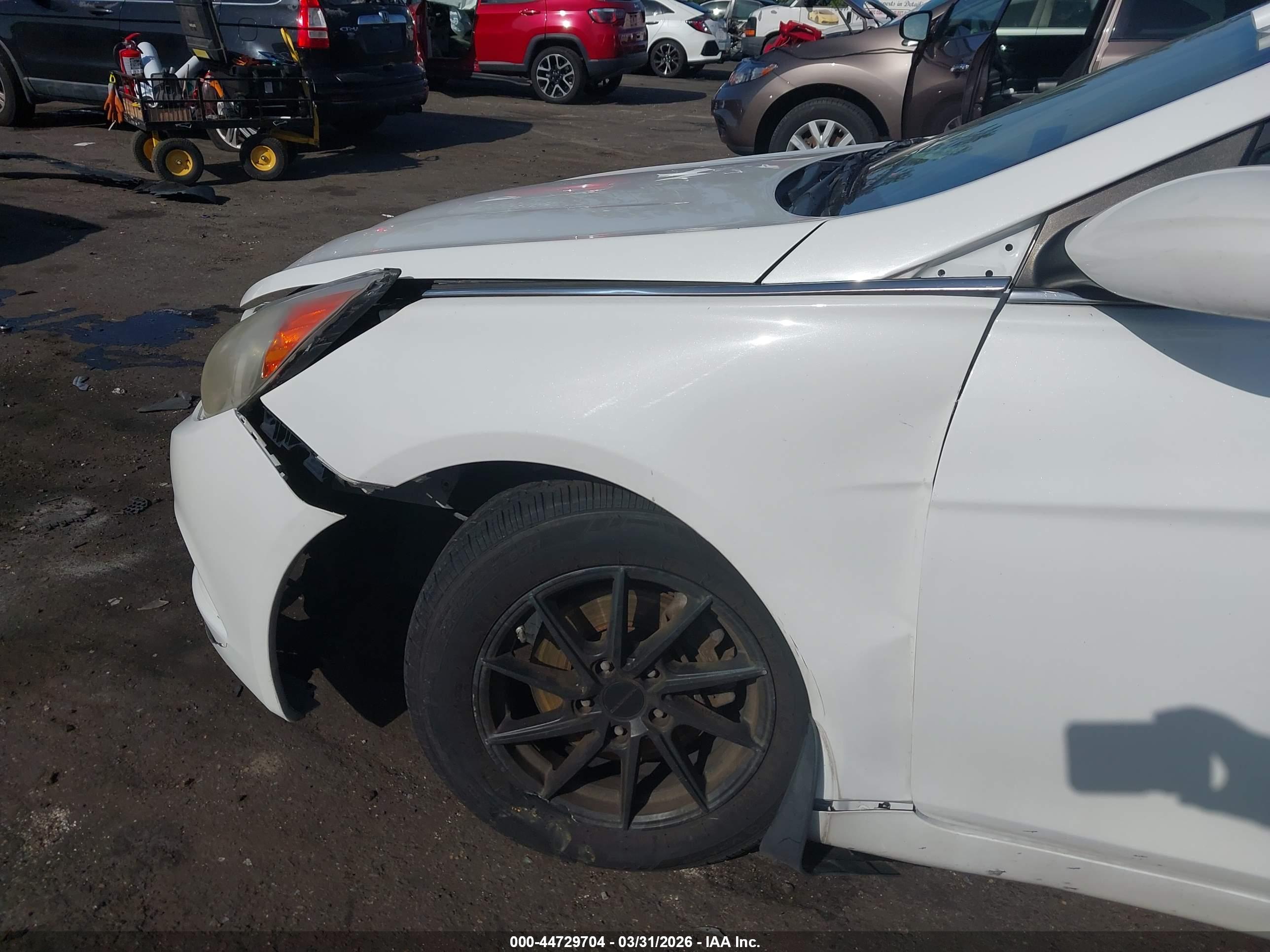 HYUNDAI SONATA image 6