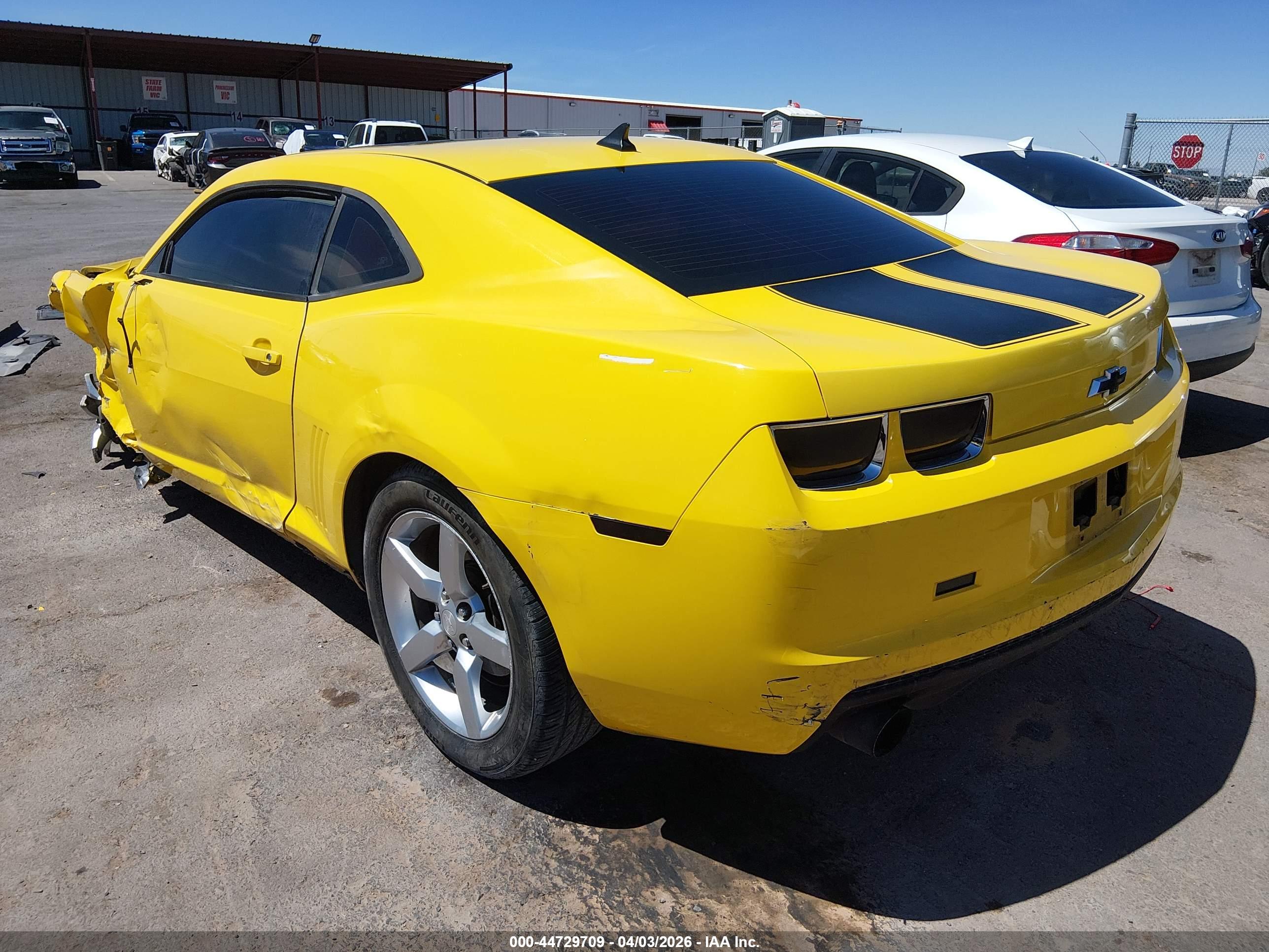 CHEVROLET CAMARO image 3