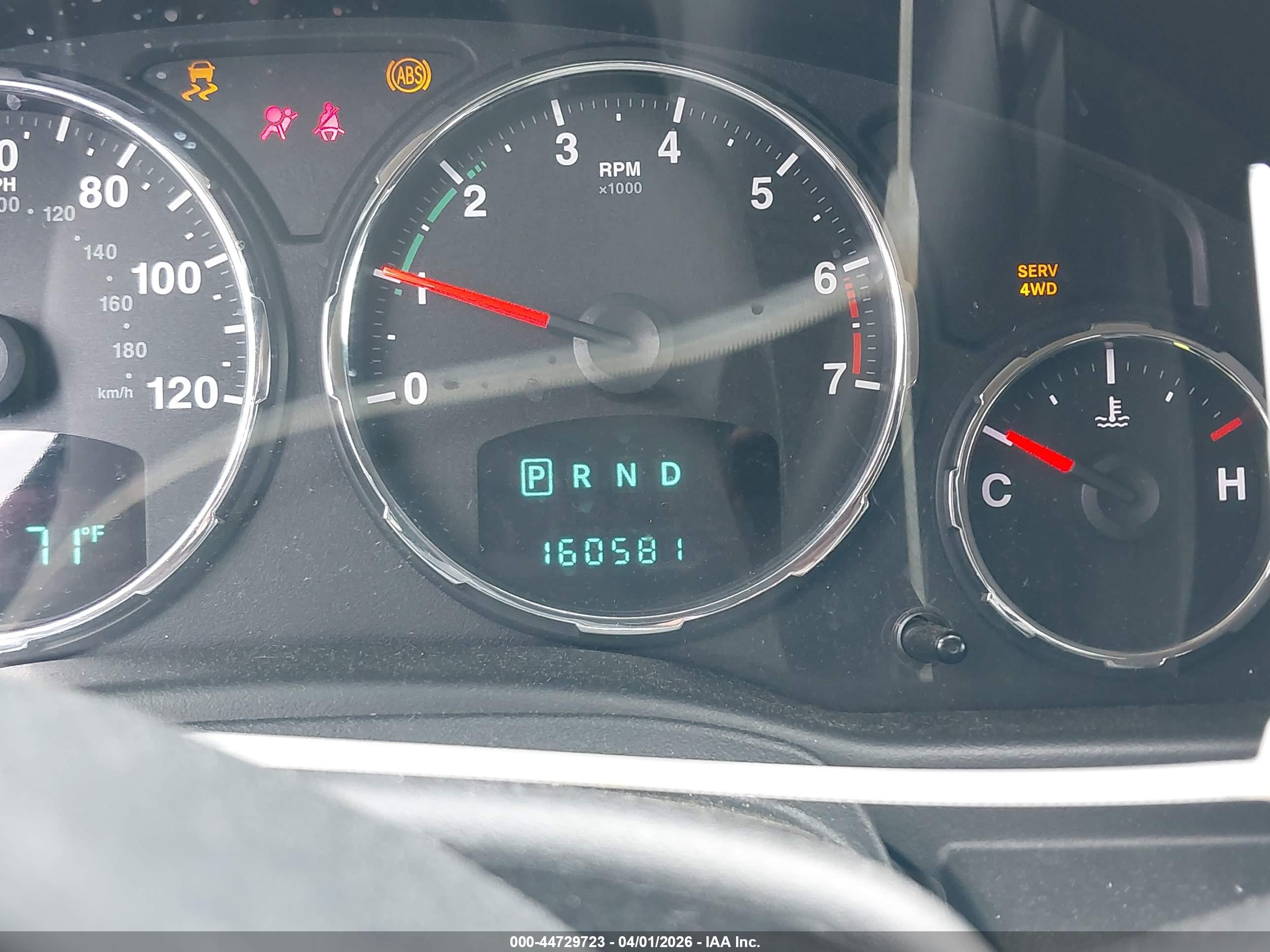 JEEP LIBERTY image 7