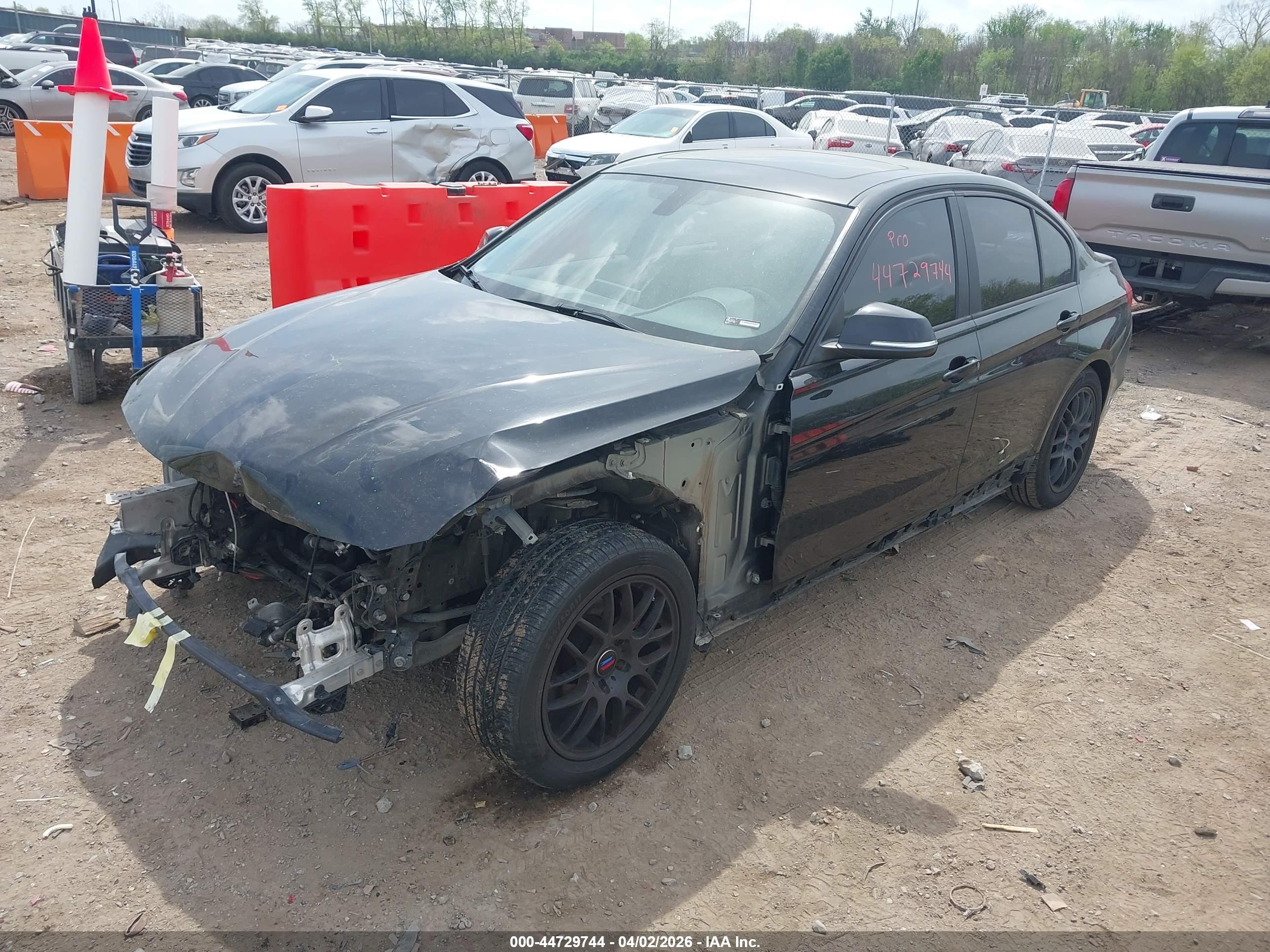 BMW 328I image 2